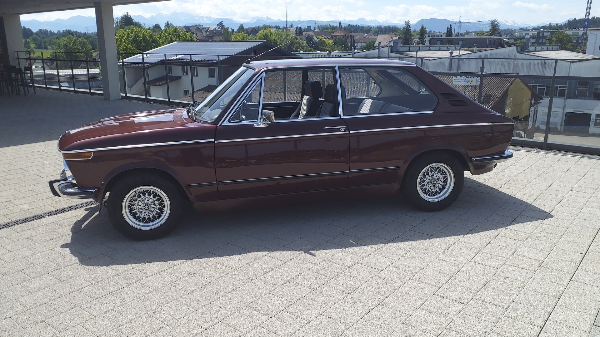 BMW 2000 Tii Veteranenfahrzeug-image-1