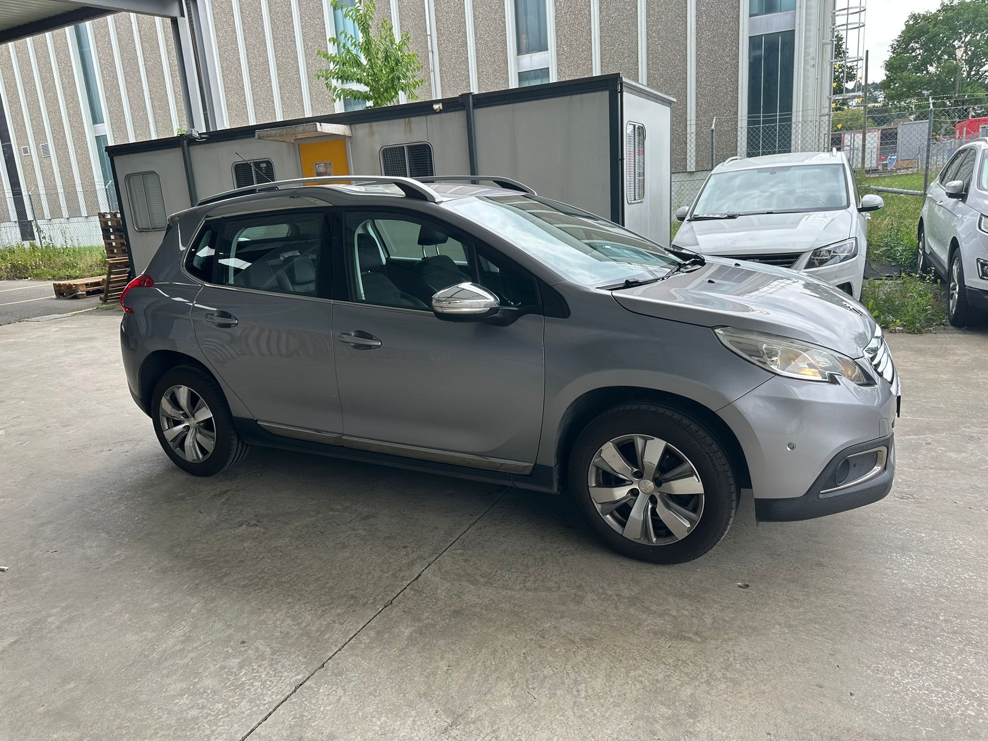 PEUGEOT 2008 1.6 VTI Allure Automatic-image-5