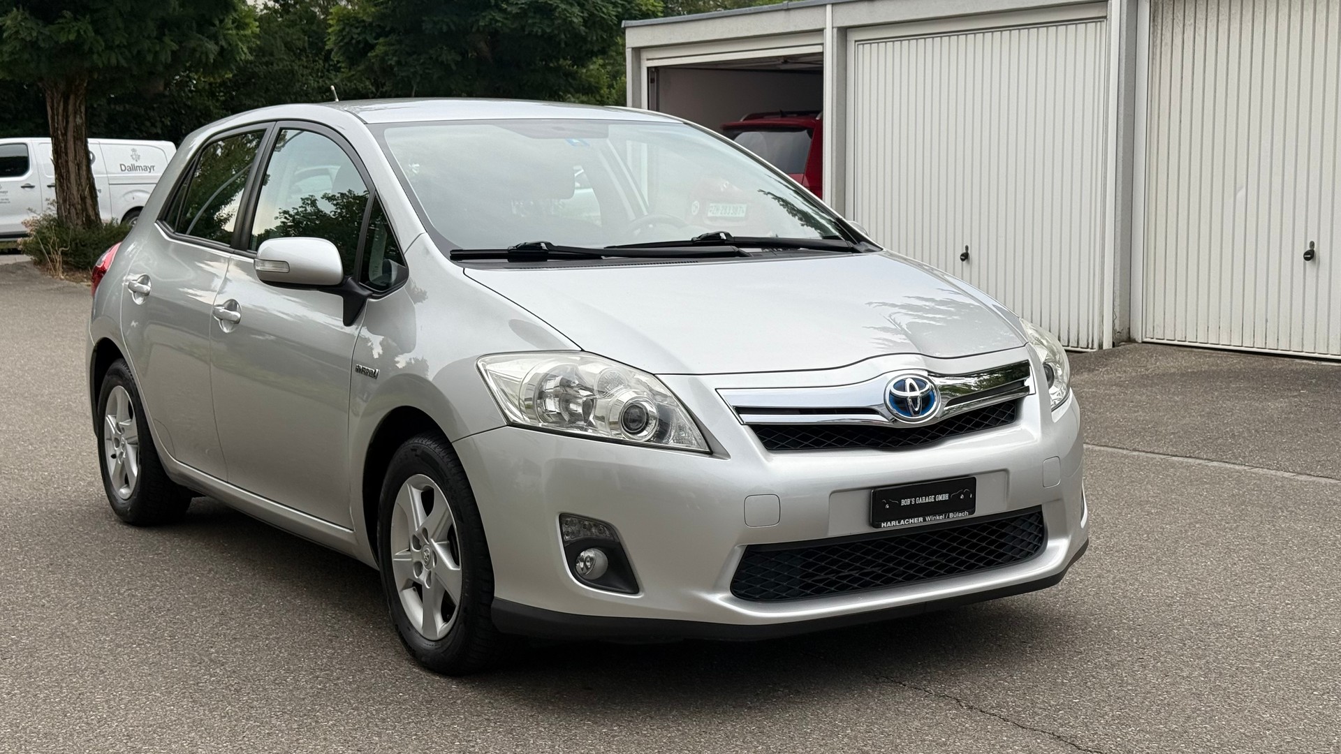 TOYOTA Auris 1.8 16V HSD Linea Luna-image-4