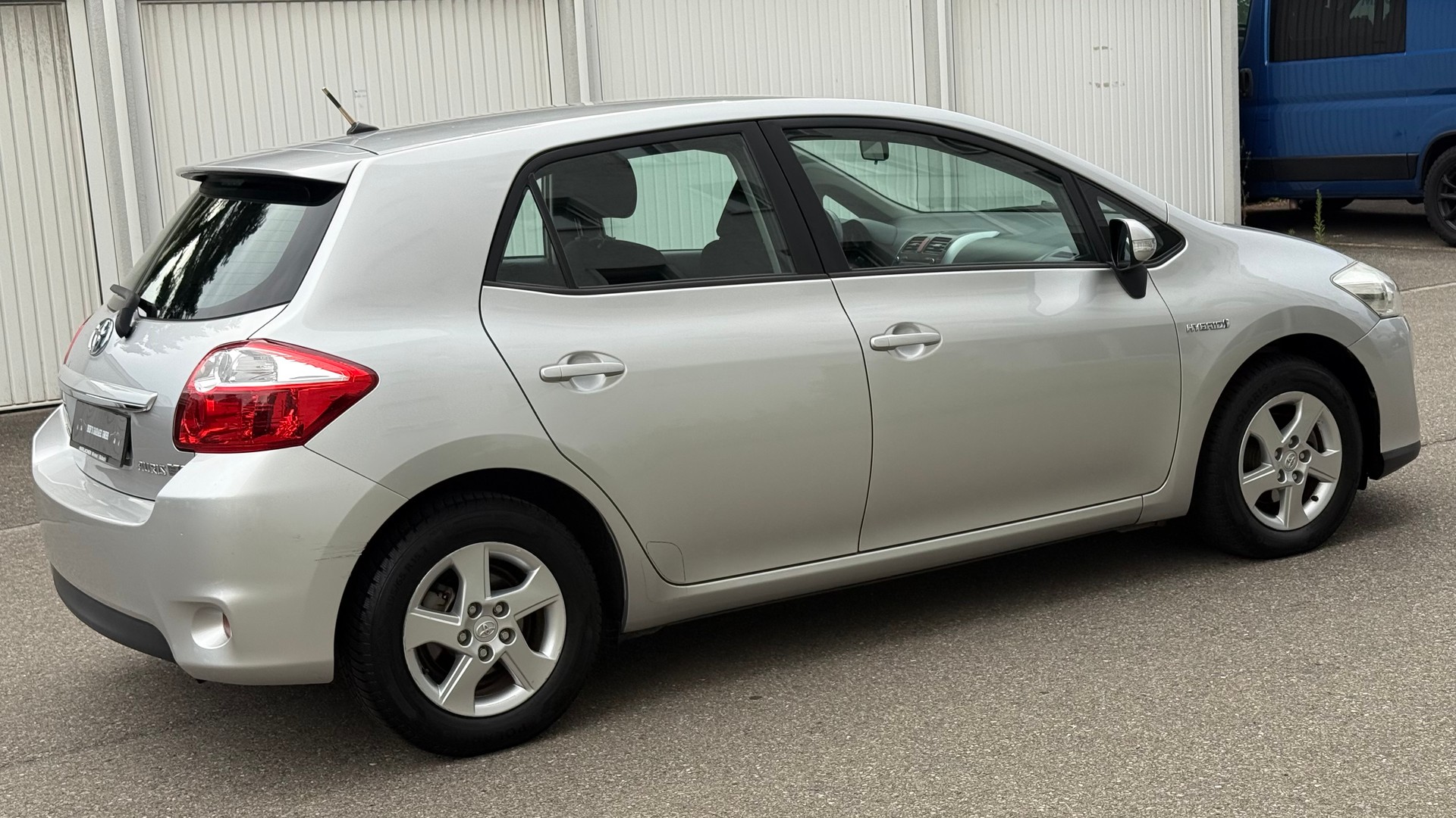 TOYOTA Auris 1.8 16V HSD Linea Luna-image-5