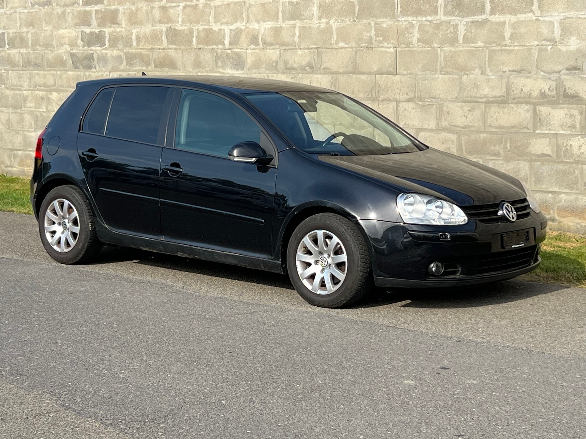 VW Golf 2.0 TDI Sportline 4Motion-image-2