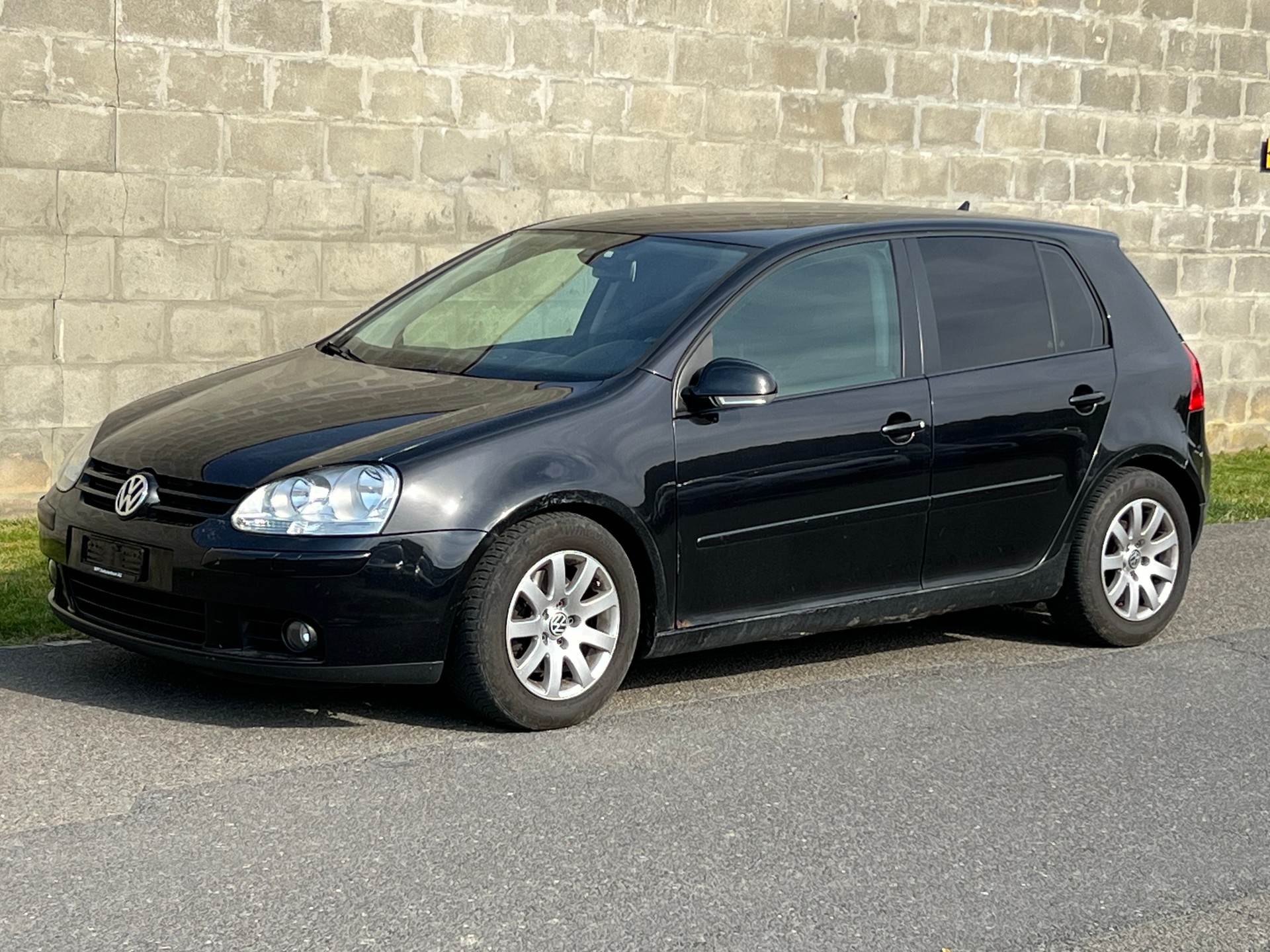 VW Golf 2.0 TDI Sportline 4Motion-image-0