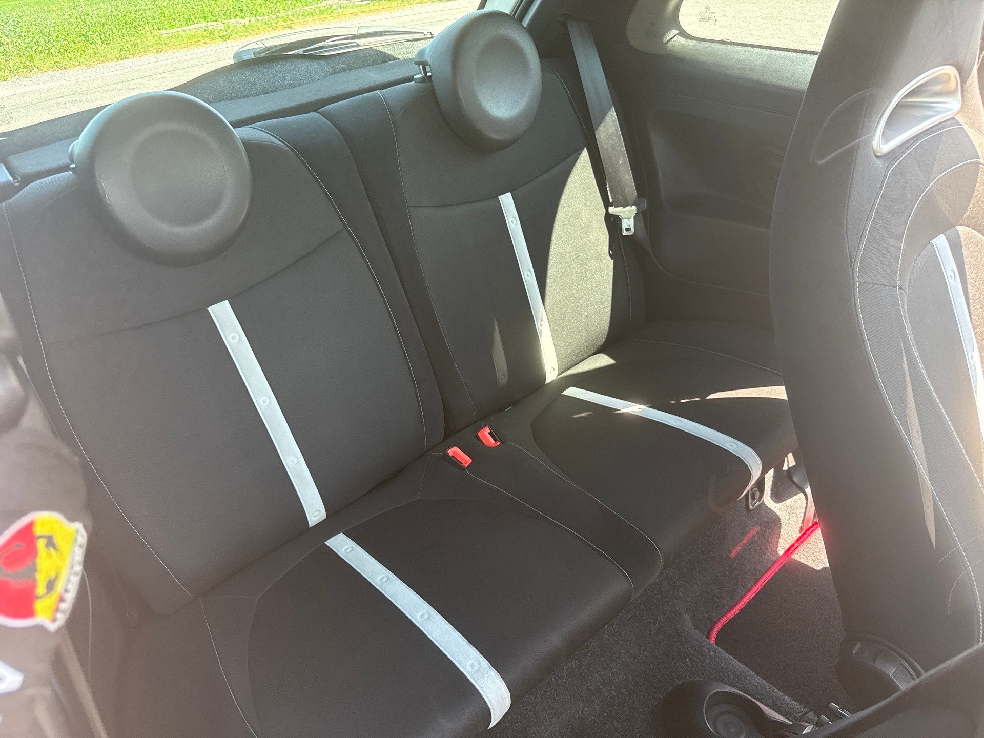 FIAT 500 1.4 16V Turbo Abarth-image-11