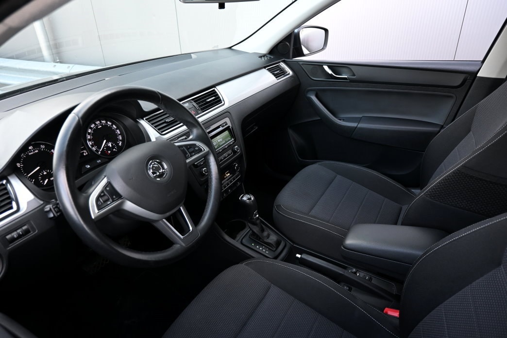 SKODA Rapid 1.4 TSI Elegance DSG-image-8