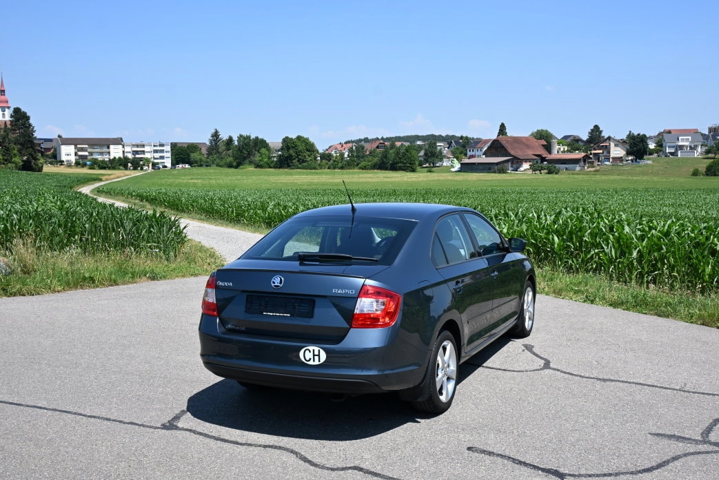 SKODA Rapid 1.4 TSI Elegance DSG-image-2