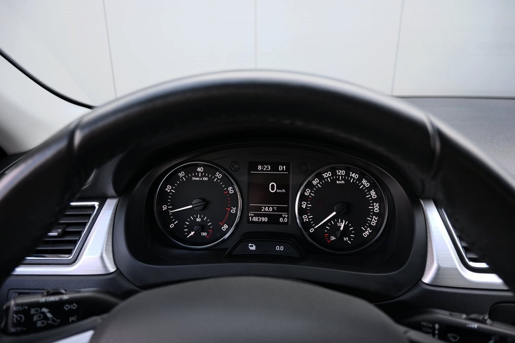 SKODA Rapid 1.4 TSI Elegance DSG-image-10