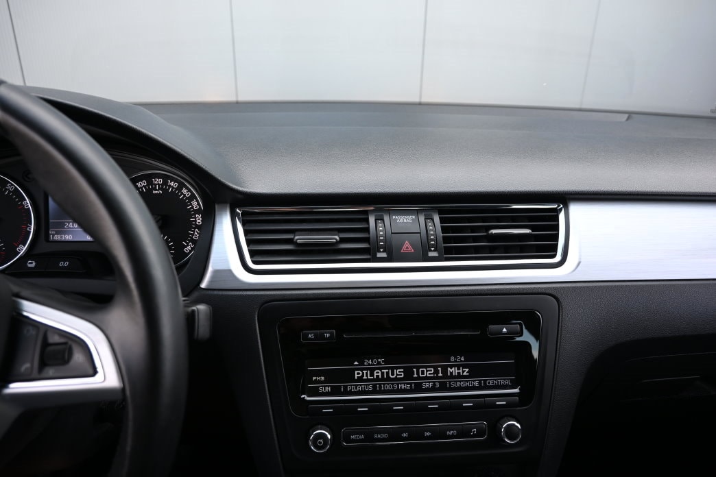 SKODA Rapid 1.4 TSI Elegance DSG-image-11
