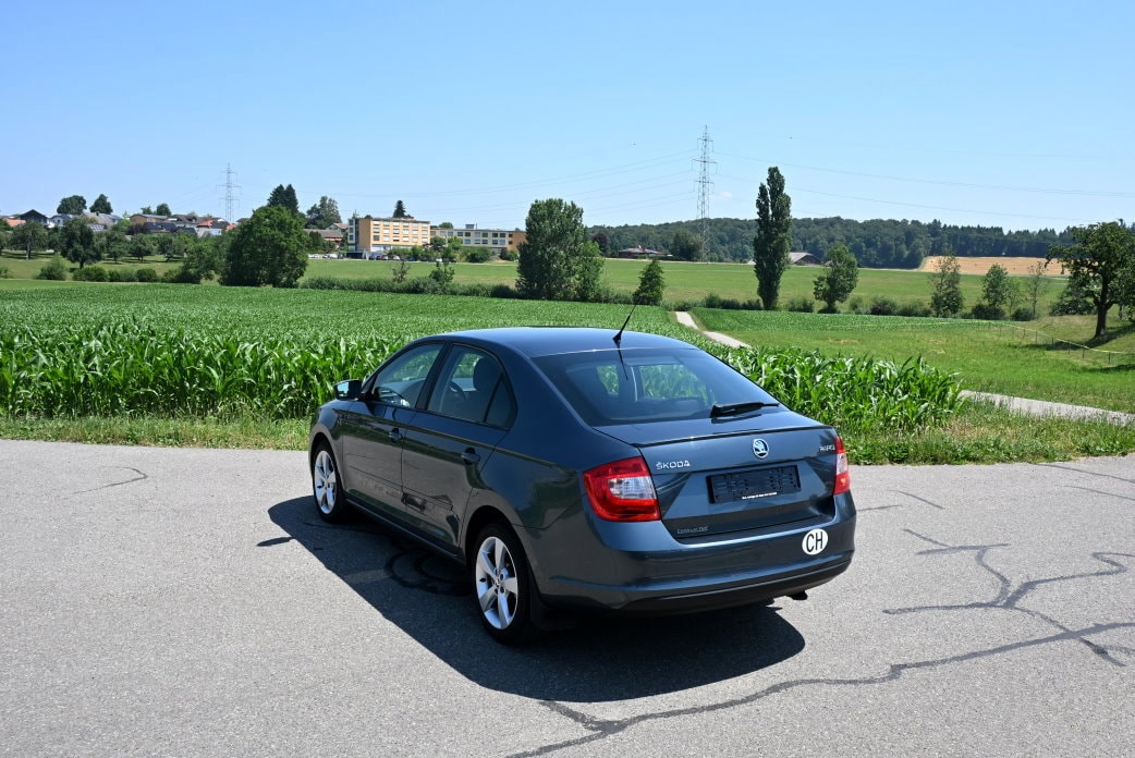 SKODA Rapid 1.4 TSI Elegance DSG-image-3