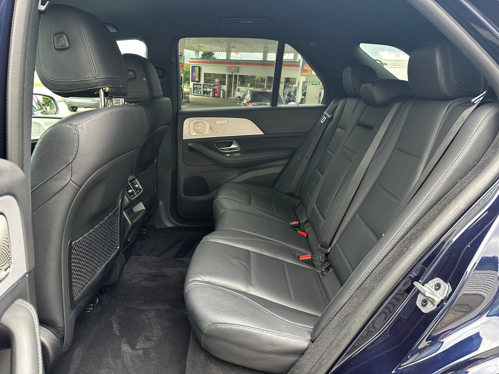 MERCEDES-BENZ GLE 300 d 4Matic AMG Line 9G-Tronic-image-7