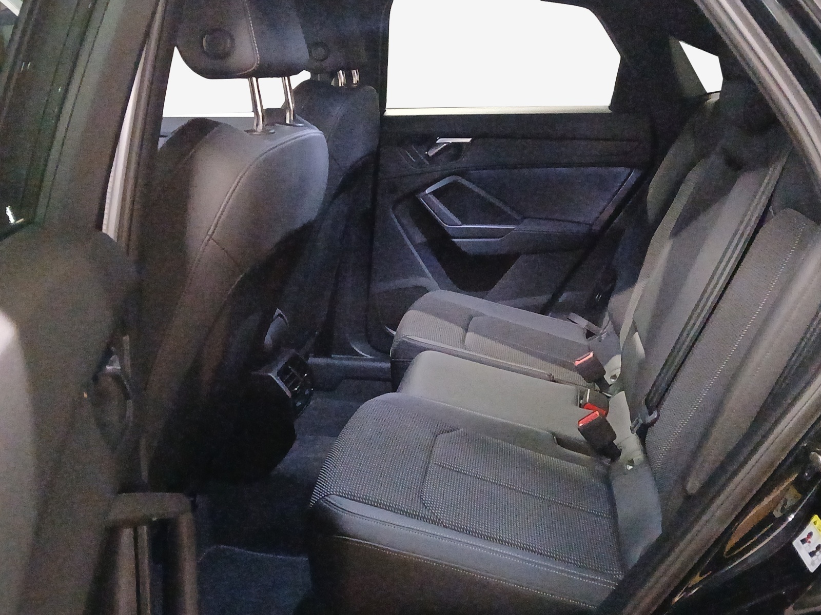 AUDI Q3 Sportback 35 TFSI S-tronic-image-11