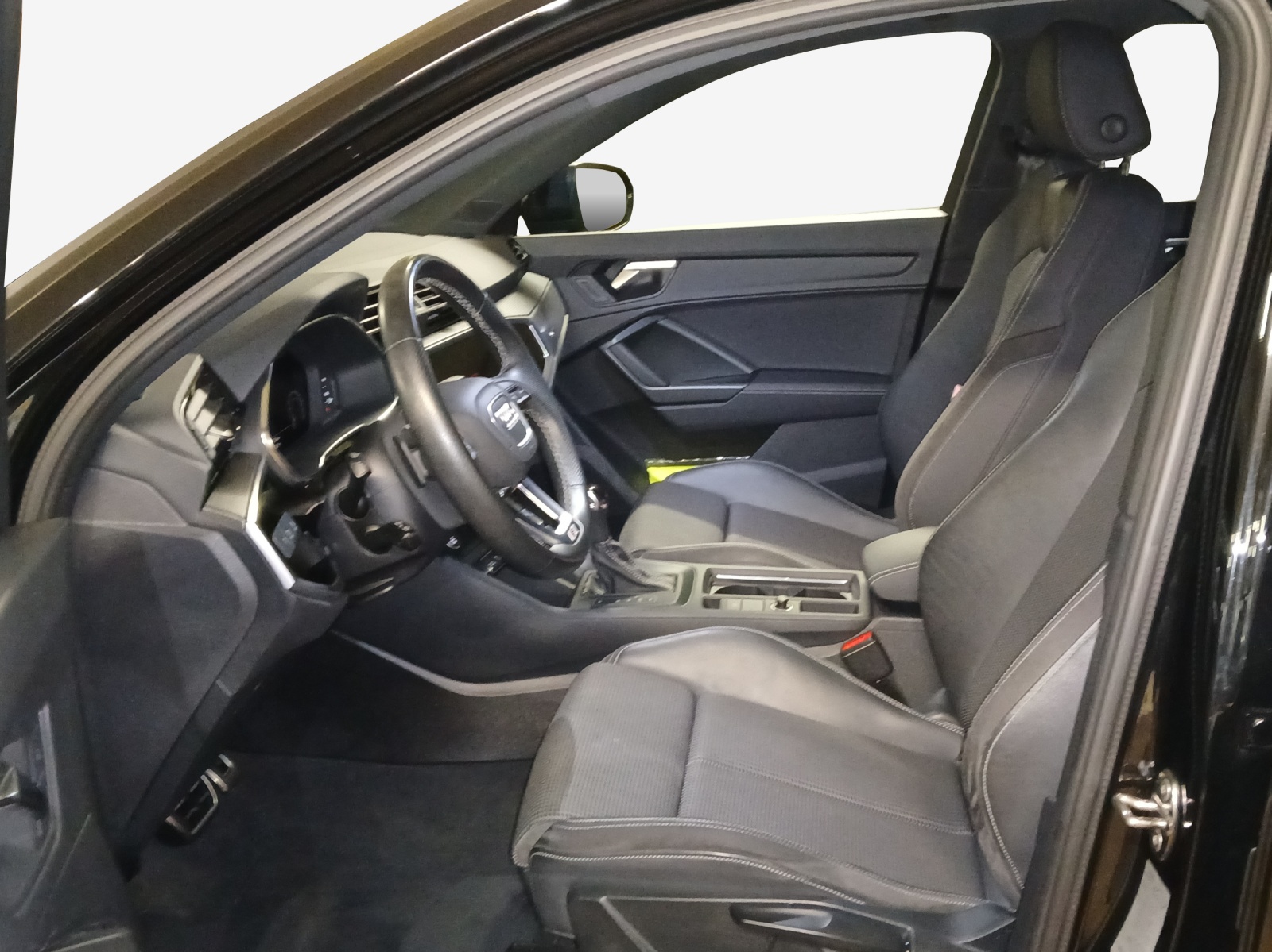 AUDI Q3 Sportback 35 TFSI S-tronic-image-7