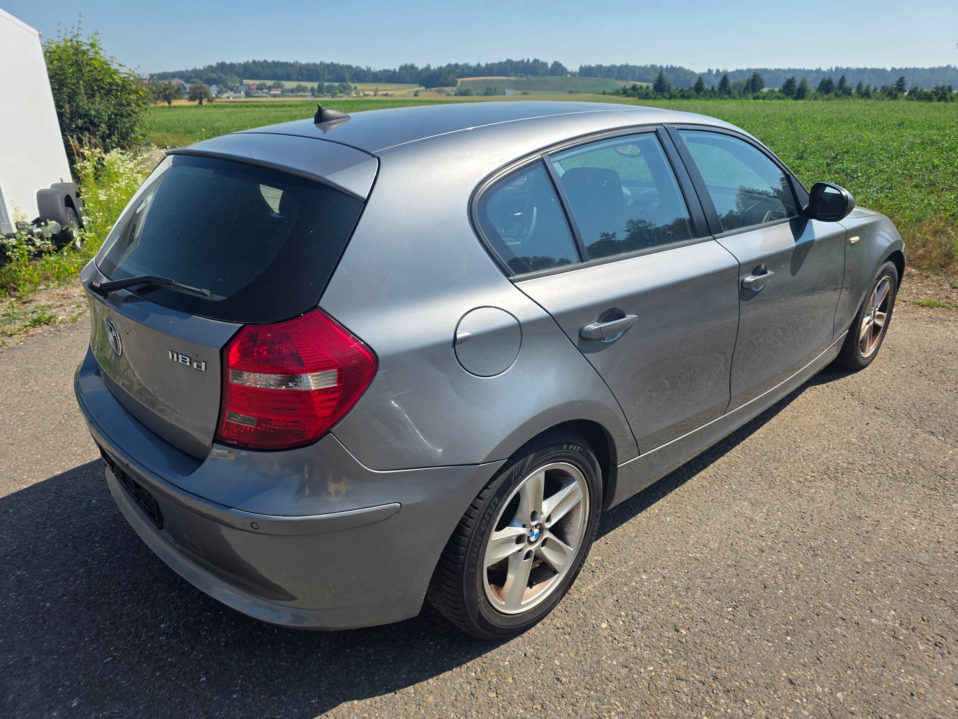 BMW 118d-image-4