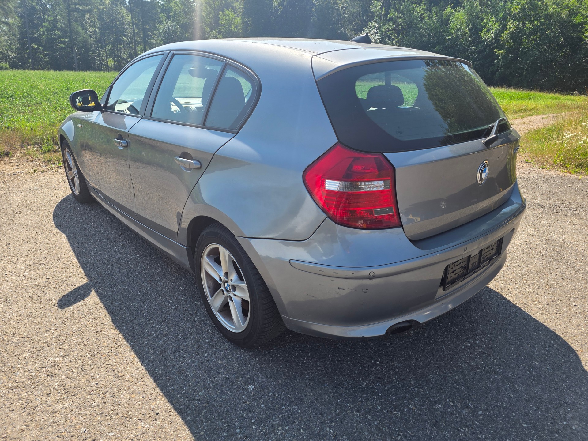 BMW 118d-image-3