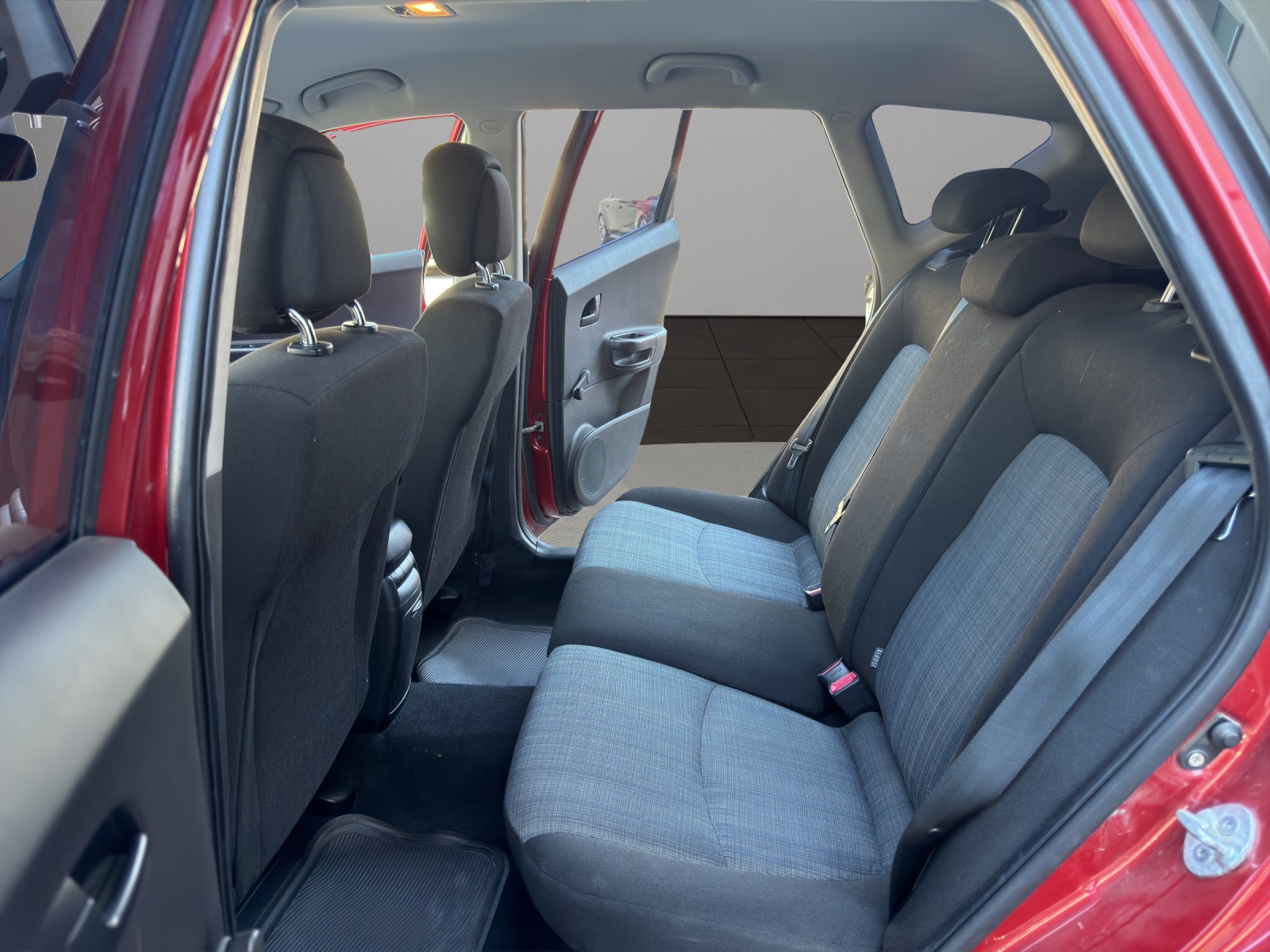 KIA Cee'd 1.4 16V Basic-image-12