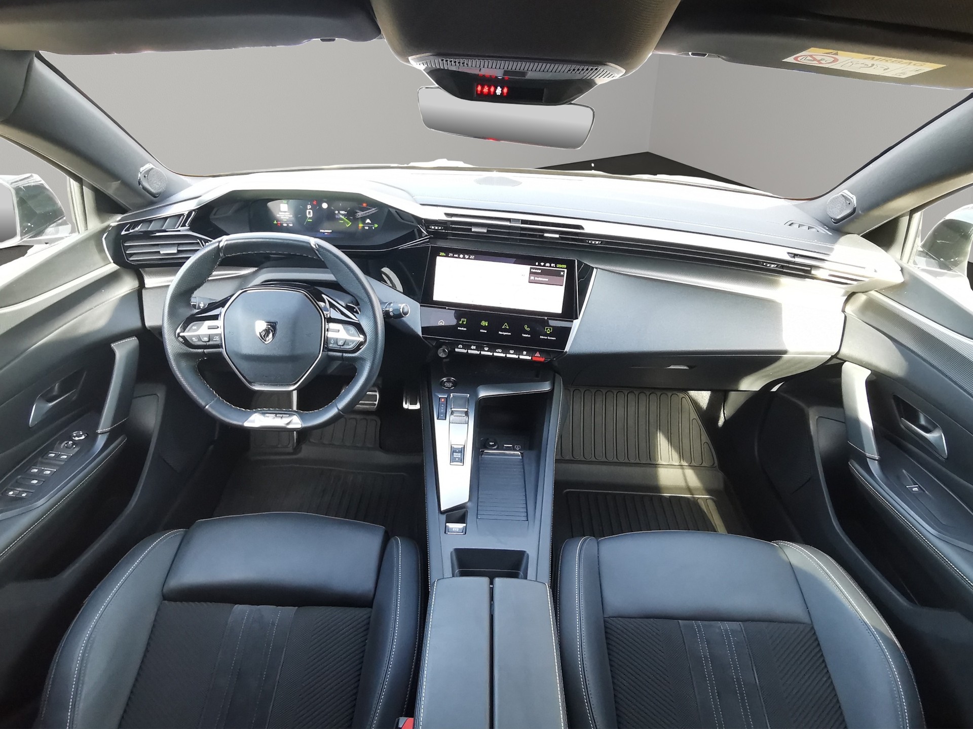 PEUGEOT 308 1.2 PureTech GT Pack-image-6