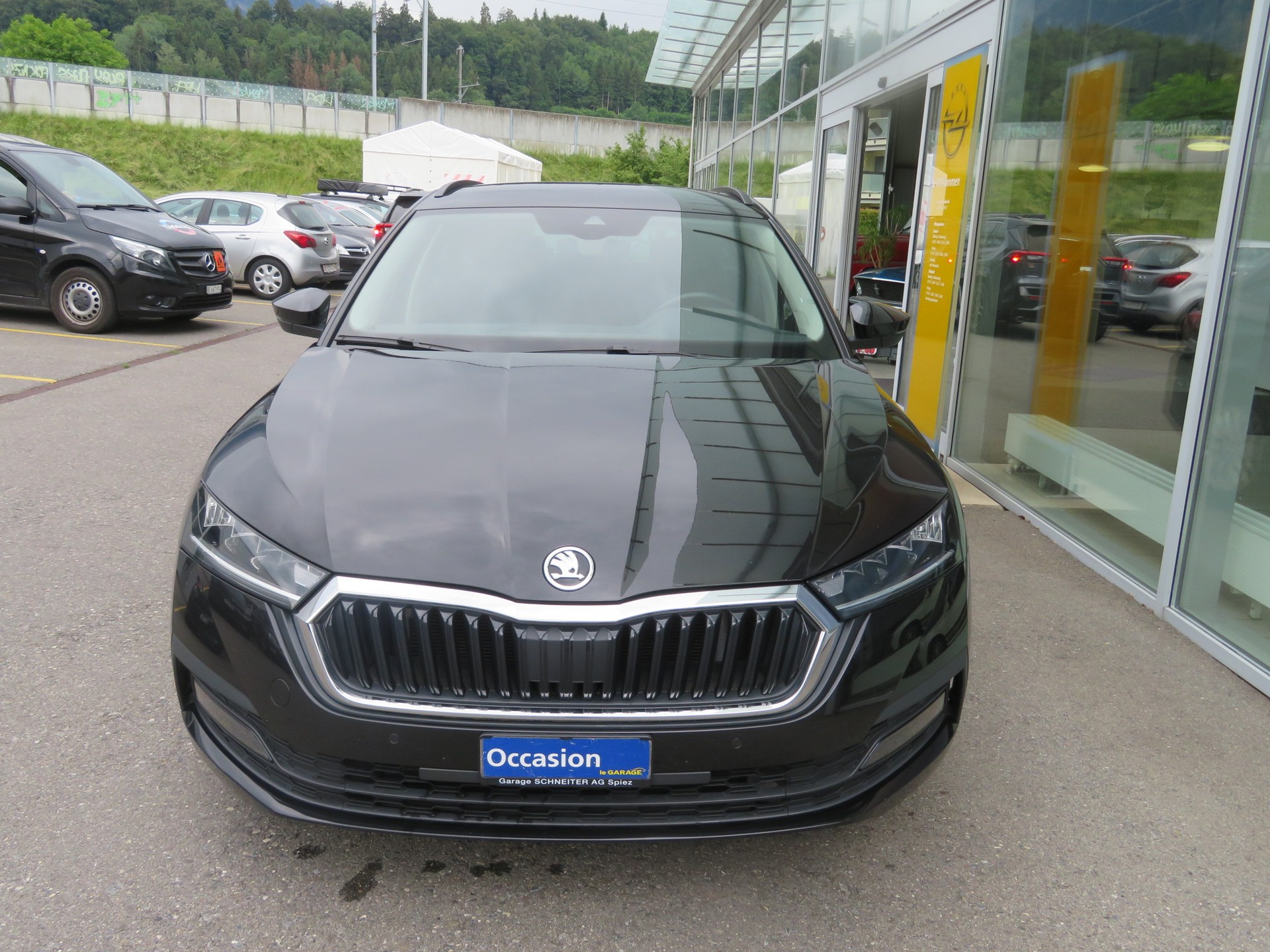 SKODA Octavia Combi 2.0 TDI DSG Ambition 4x4-image-5