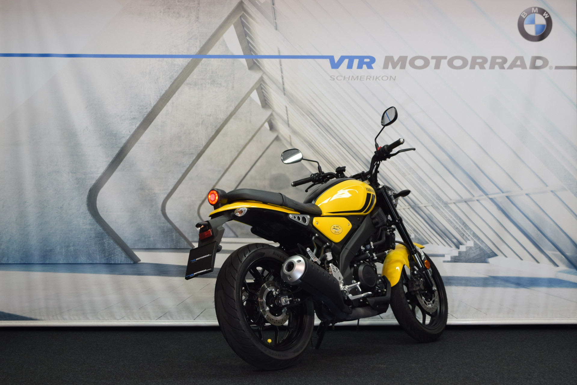 YAMAHA XSR 125-showroom-element-2