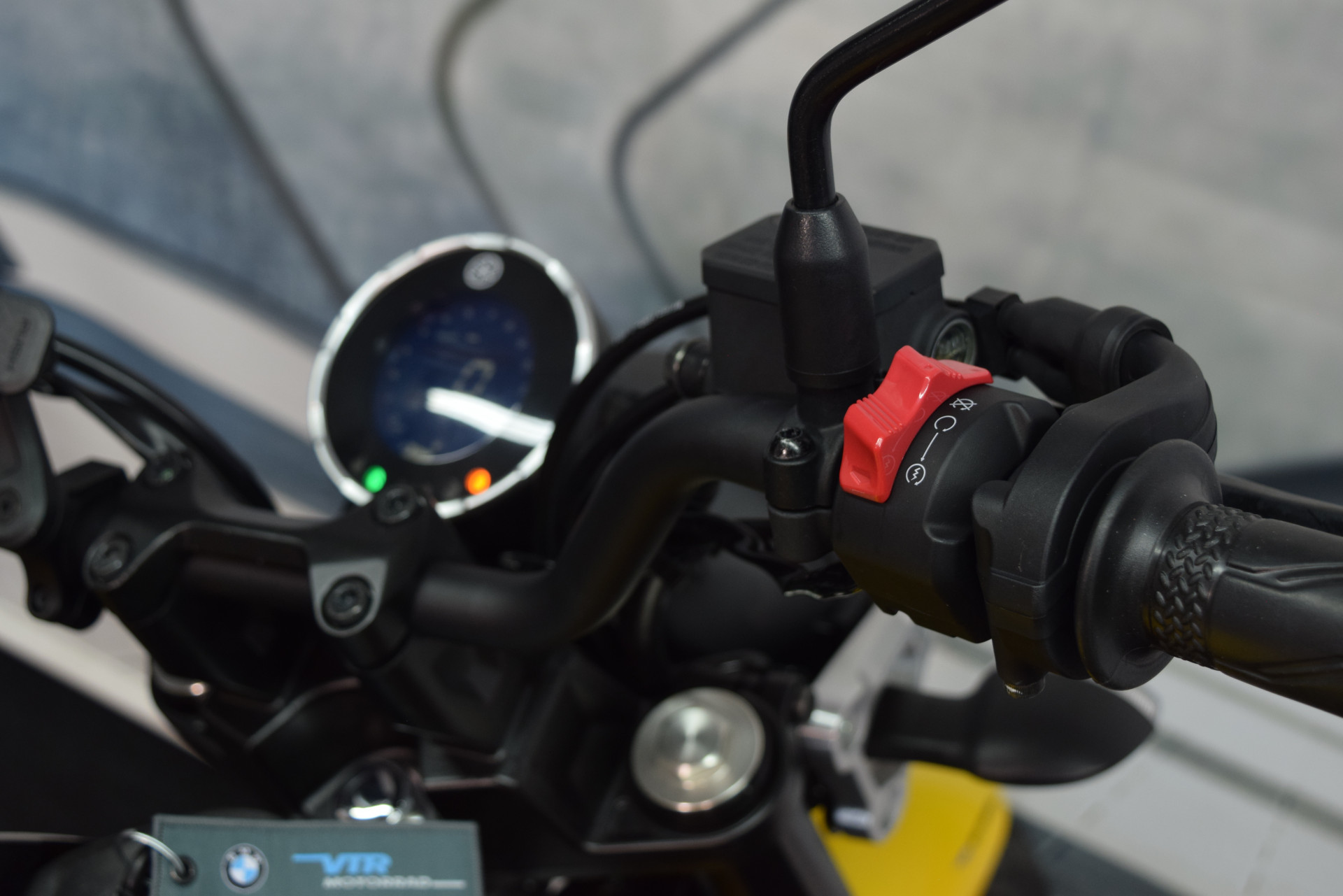 YAMAHA XSR 125-image-7