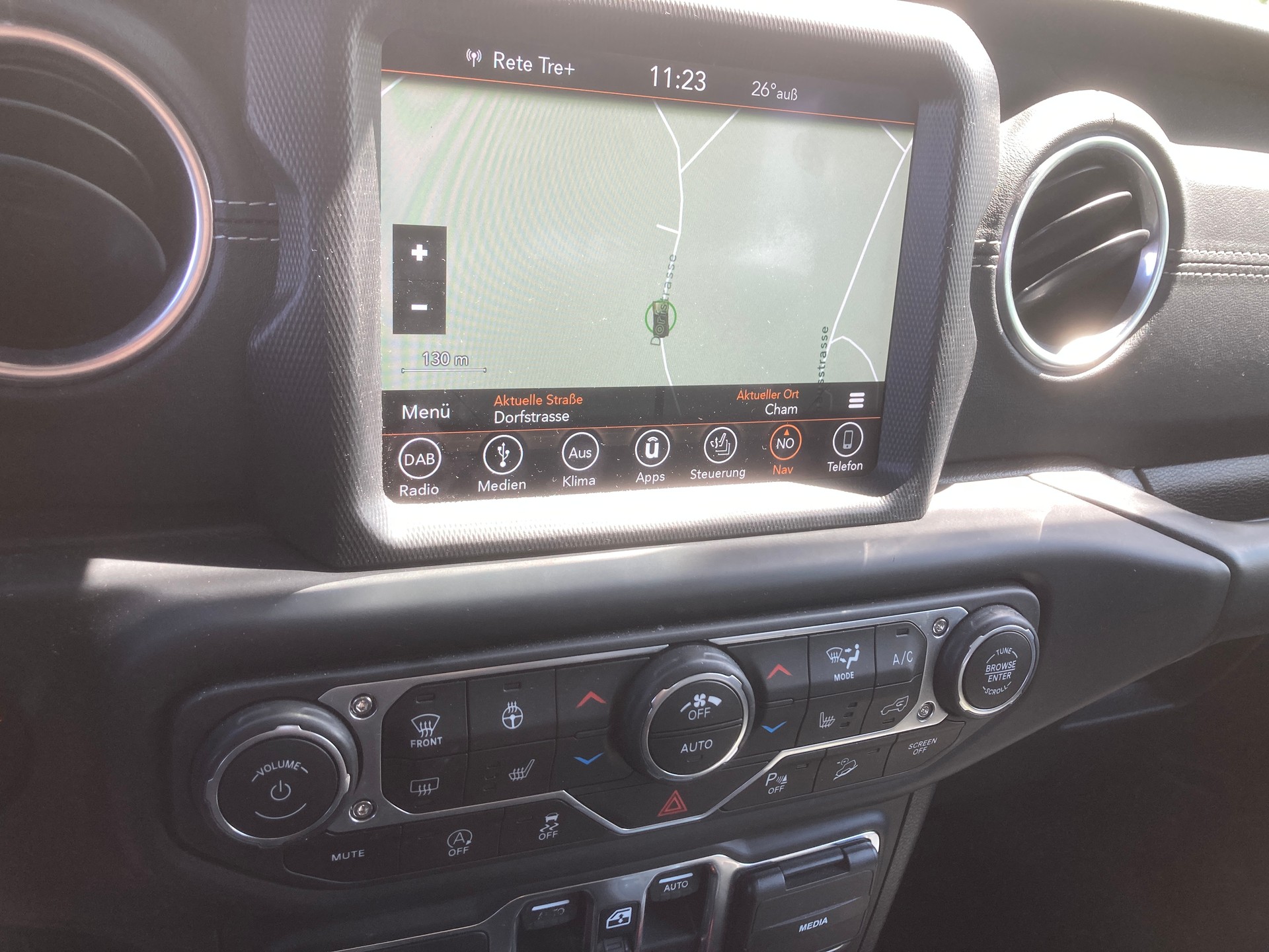 JEEP Wrangler 2.2MJ Unlimited Sahara Automatic-image-10