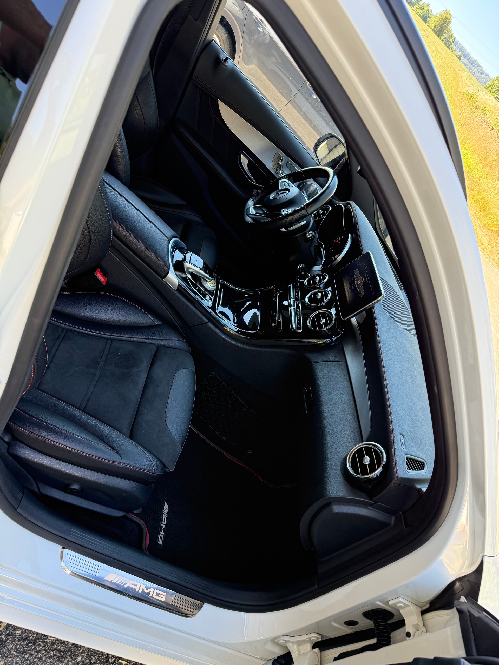 MERCEDES-BENZ C 43 AMG 4Matic 9G-Tronic-image-7
