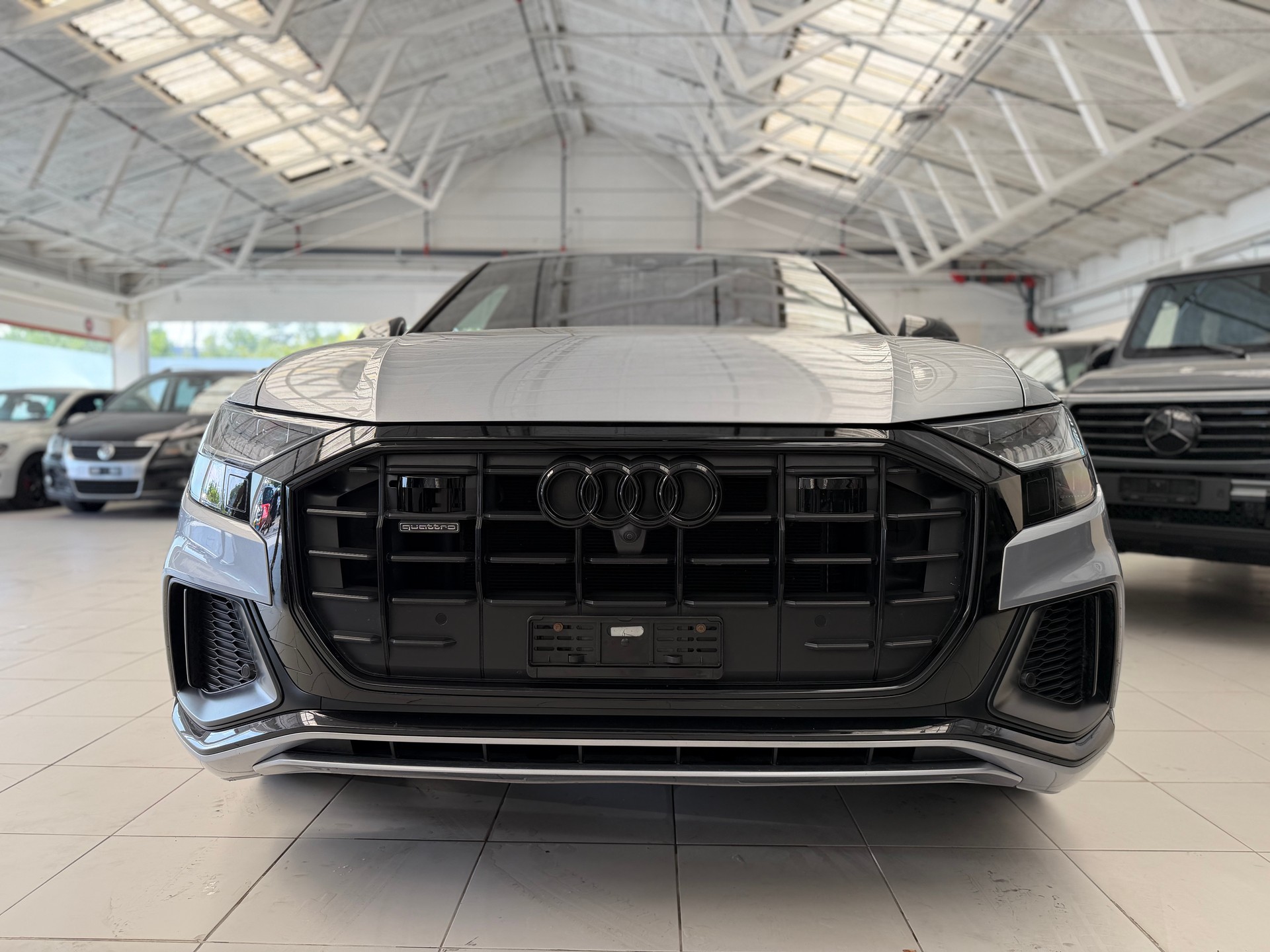 AUDI Q8 50 TDI quattro tiptronic-image-2