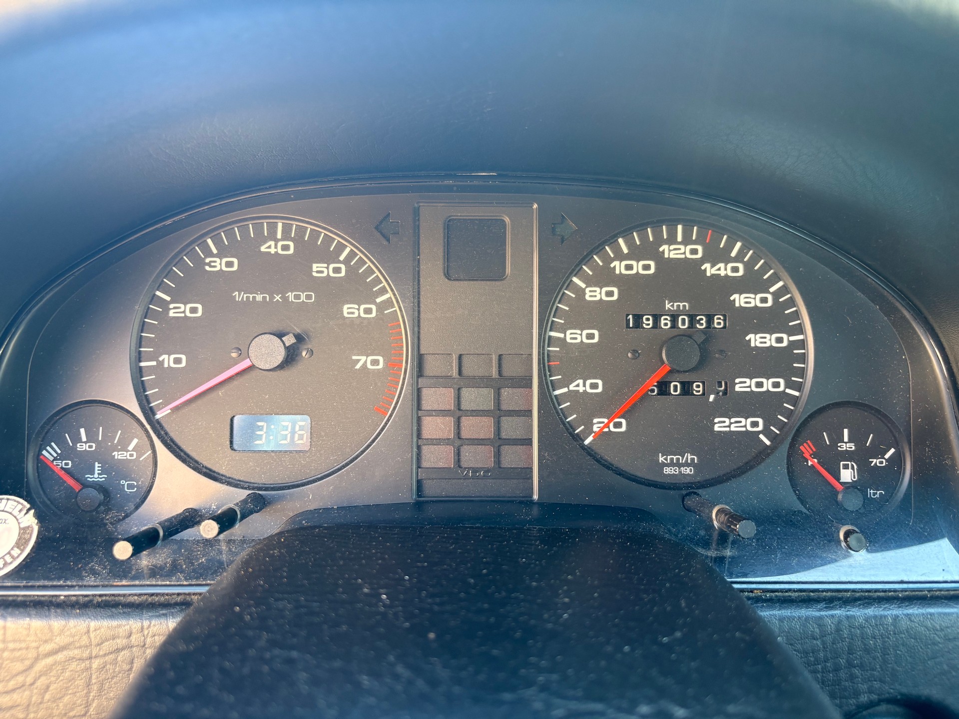 AUDI 80 2.0 E-image-9