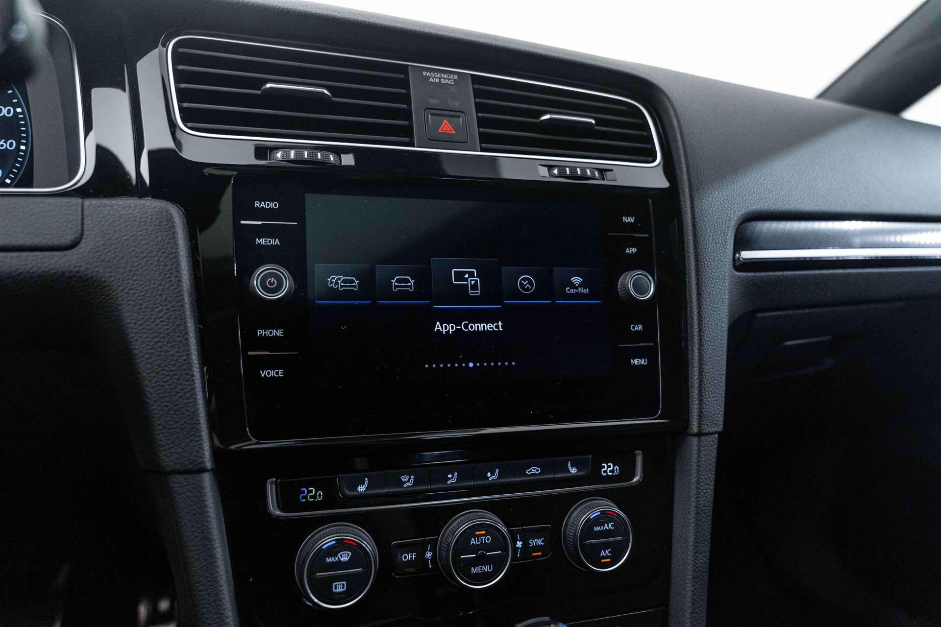 VW Golf 2.0 TSI R 4Motion DSG 300PS-image-18