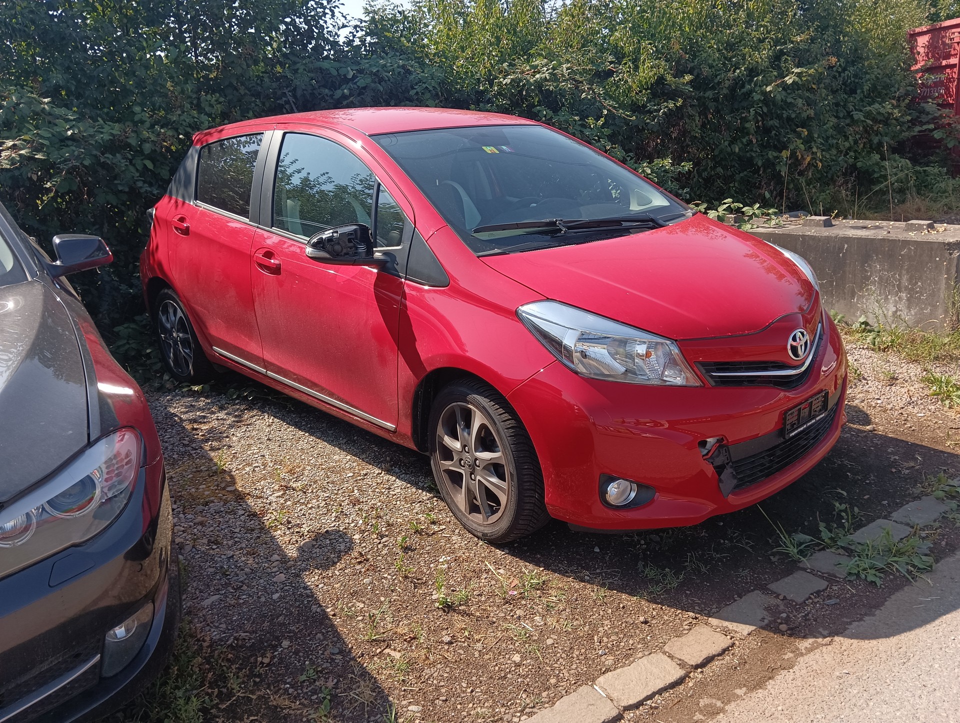 TOYOTA Yaris 1.33 Trend Multidrive-image-1