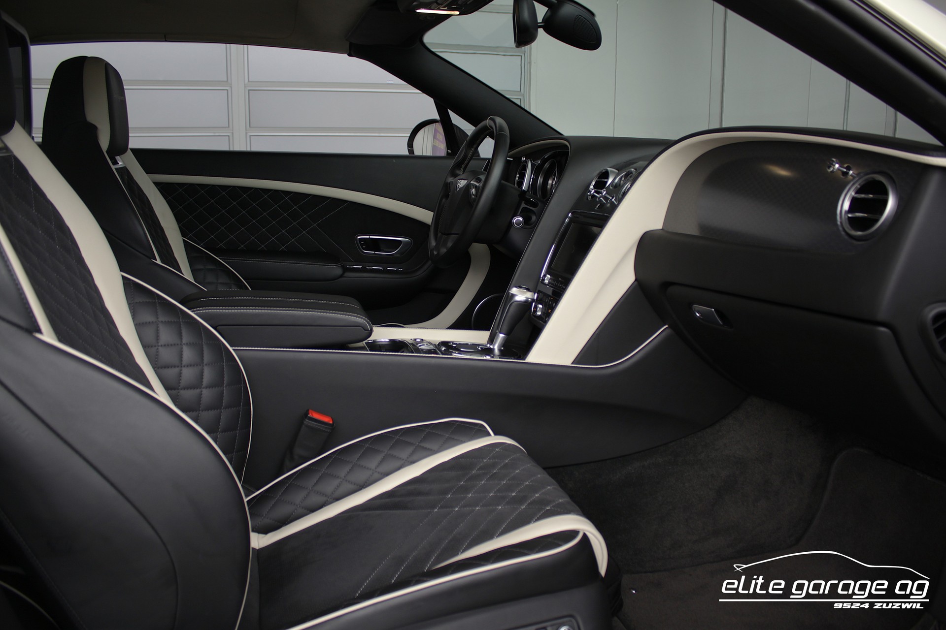 BENTLEY Continental Supersports 6.0 W12 "1 OF 710"-image-15