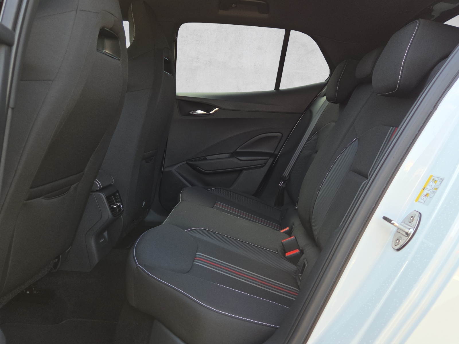 SKODA Fabia 1.5 TSI Motorsport DSG-image-9