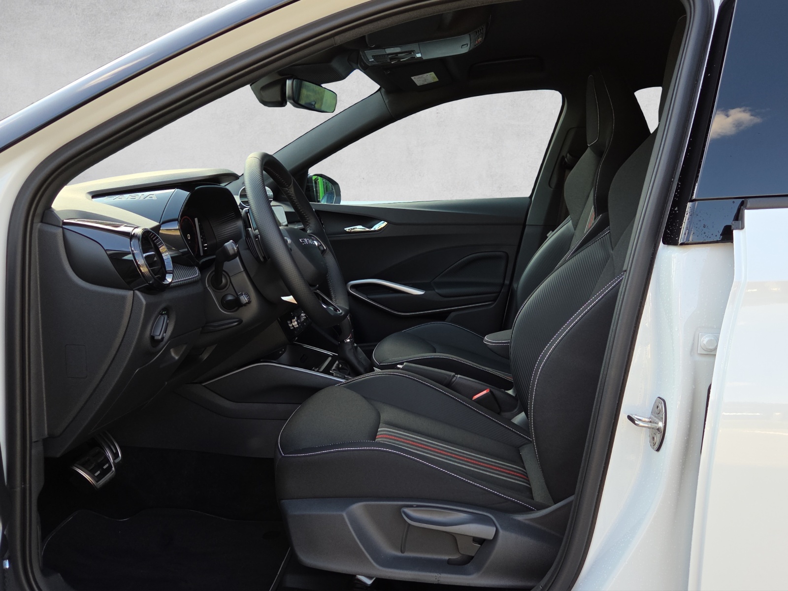 SKODA Fabia 1.5 TSI Motorsport DSG-image-8