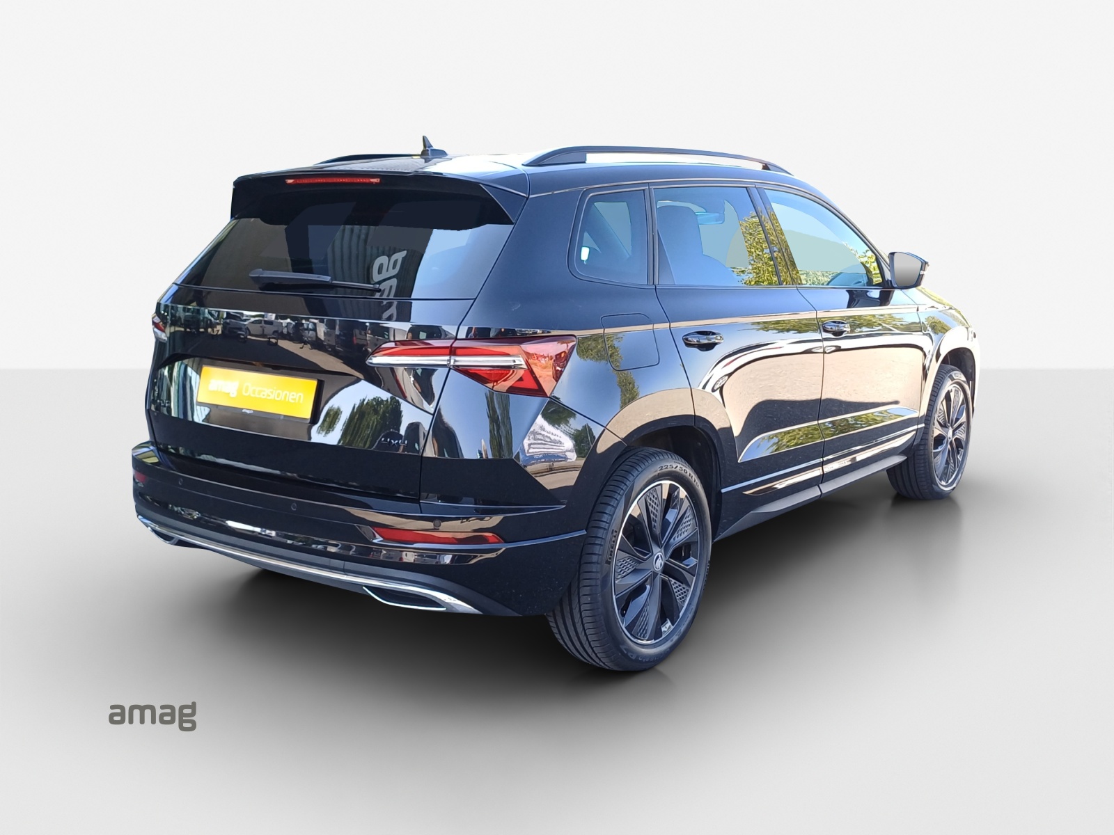 SKODA Karoq 2.0 TSI SportLine 4x4 DSG-image-4