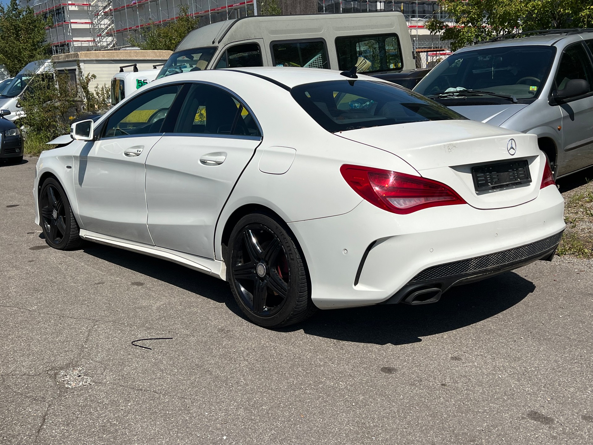 MERCEDES-BENZ CLA 250 Sport 7G-DCT 4Matic-image-2