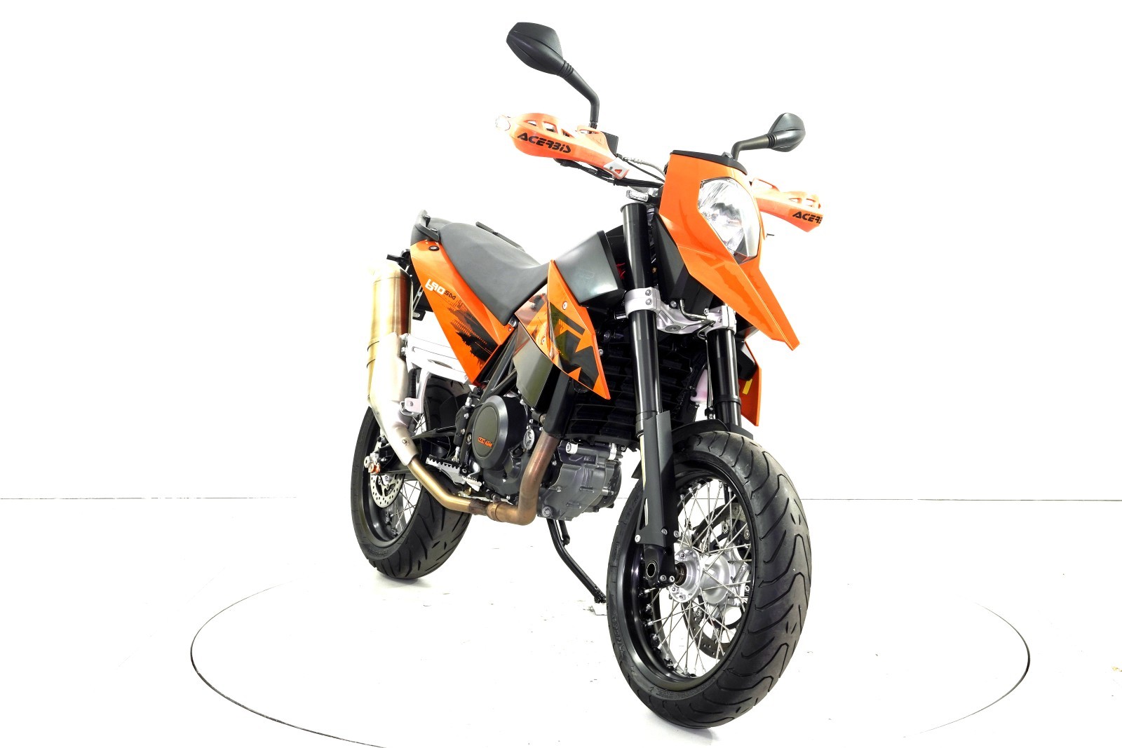 KTM 690 SM ABS-showroom-element-1