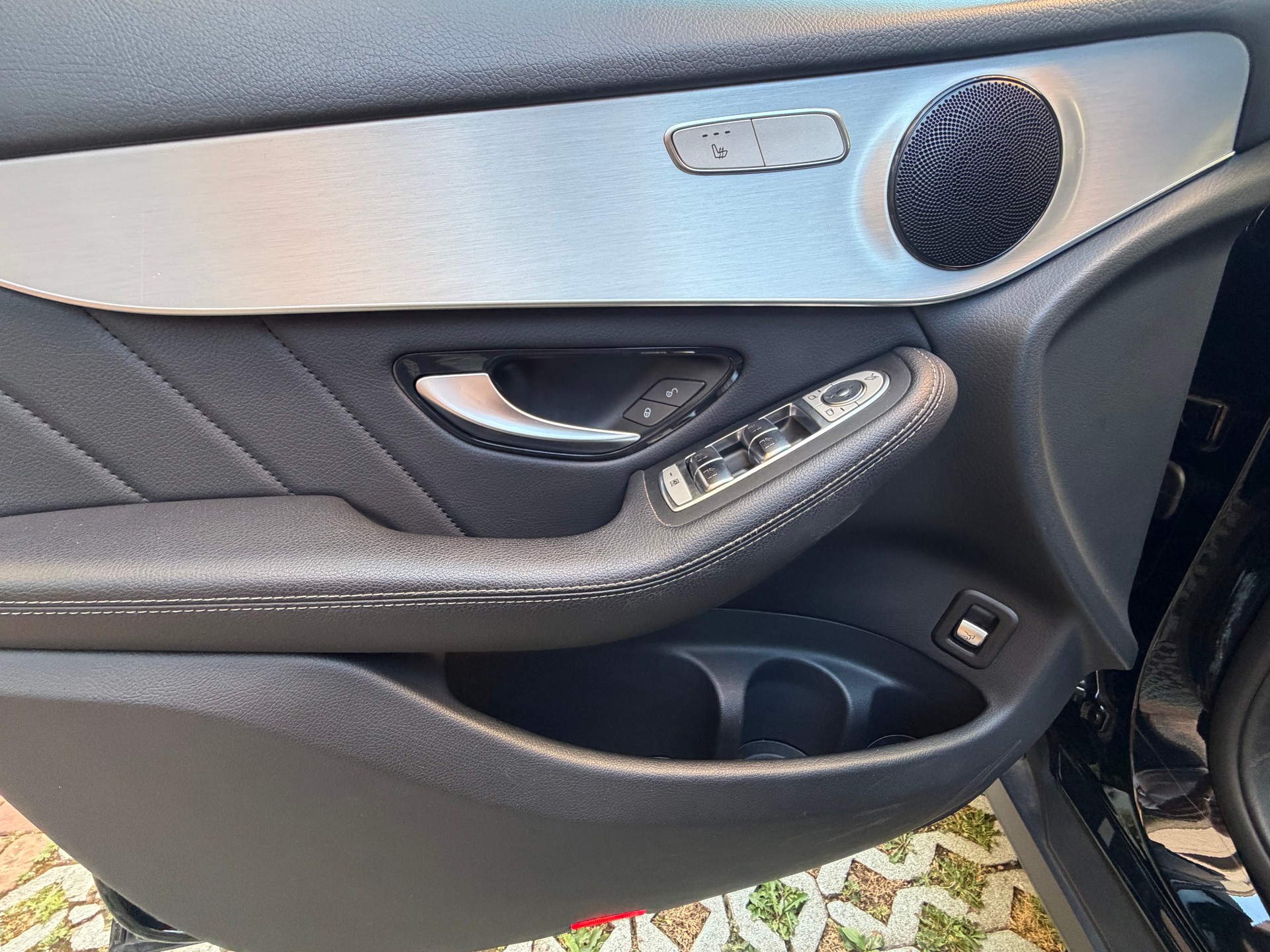 MERCEDES-BENZ GLC 250 Exclusive 4Matic 9G-Tronic-image-10