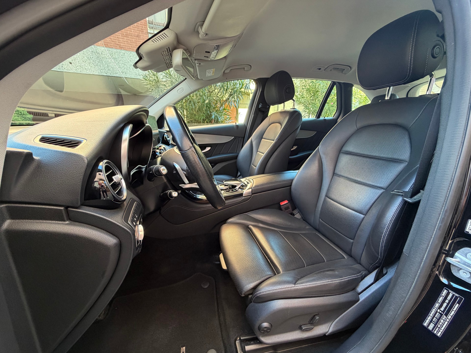 MERCEDES-BENZ GLC 250 Exclusive 4Matic 9G-Tronic-image-6