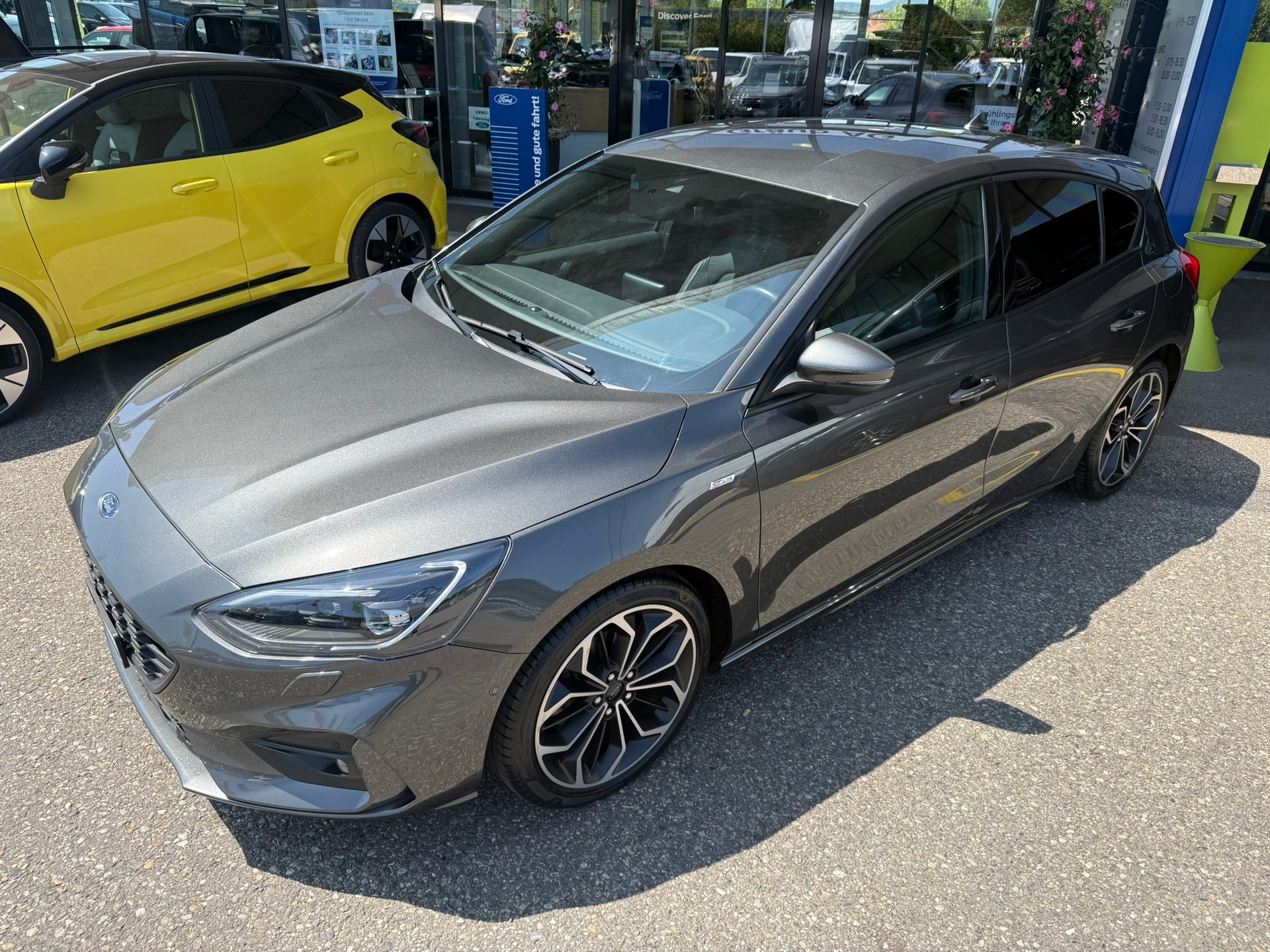 FORD Focus 1.5 SCTi ST Line-image-2