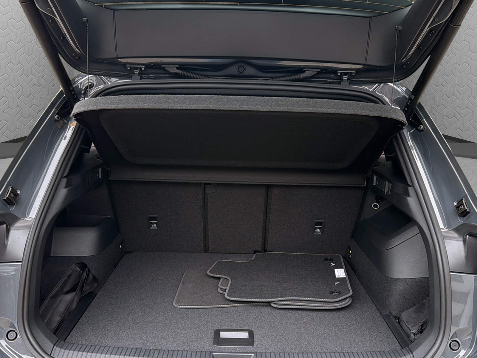 VW Tiguan 2.0 TSI United DSG 4Motion-image-13