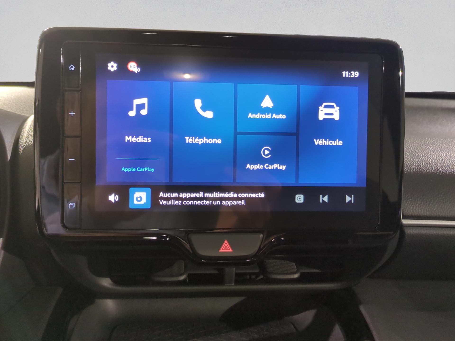 TOYOTA Yaris Cross 1.5 Comfort e-CVT-image-12