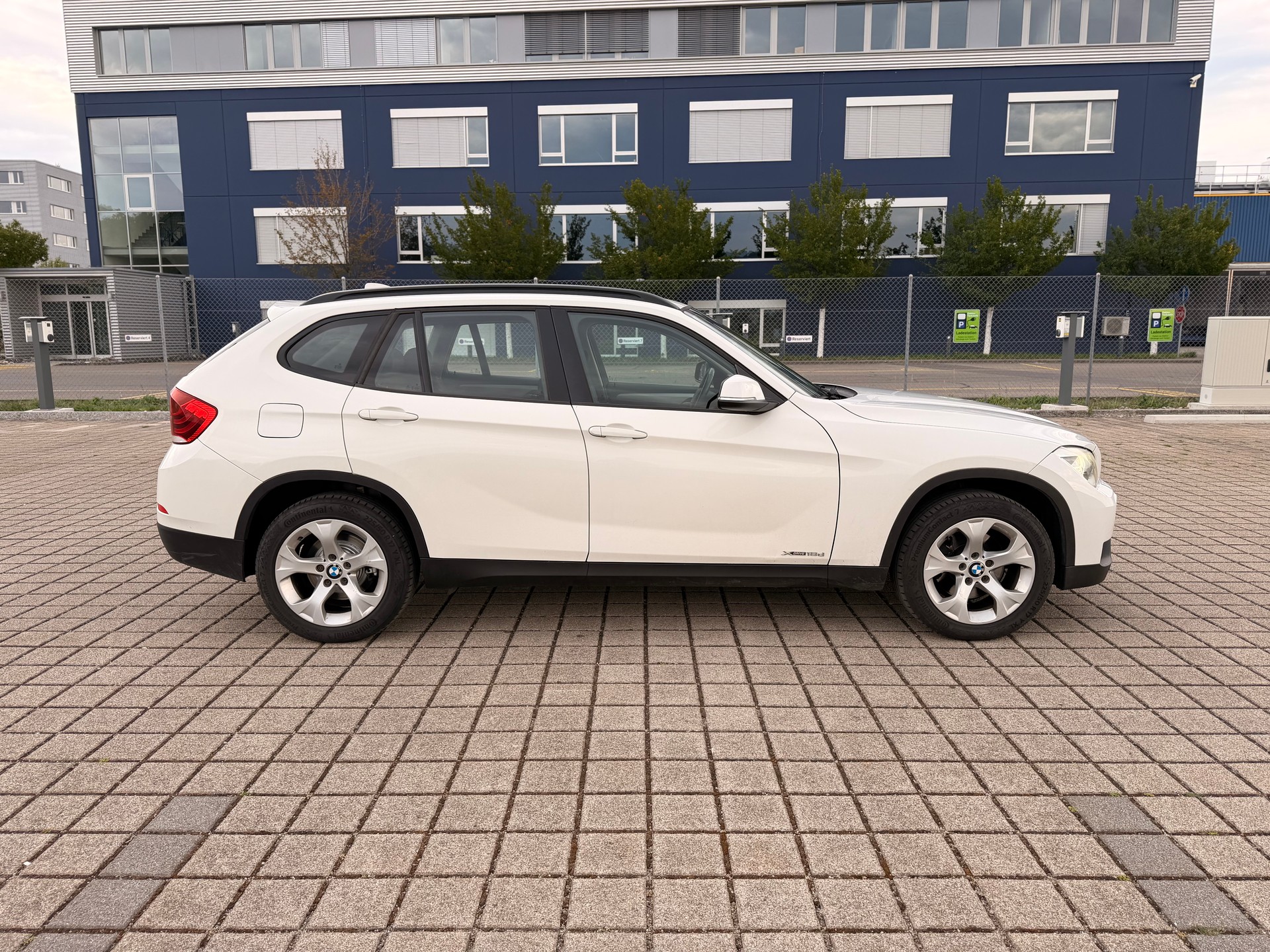 BMW X1 xDrive 18d Steptronic-image-6