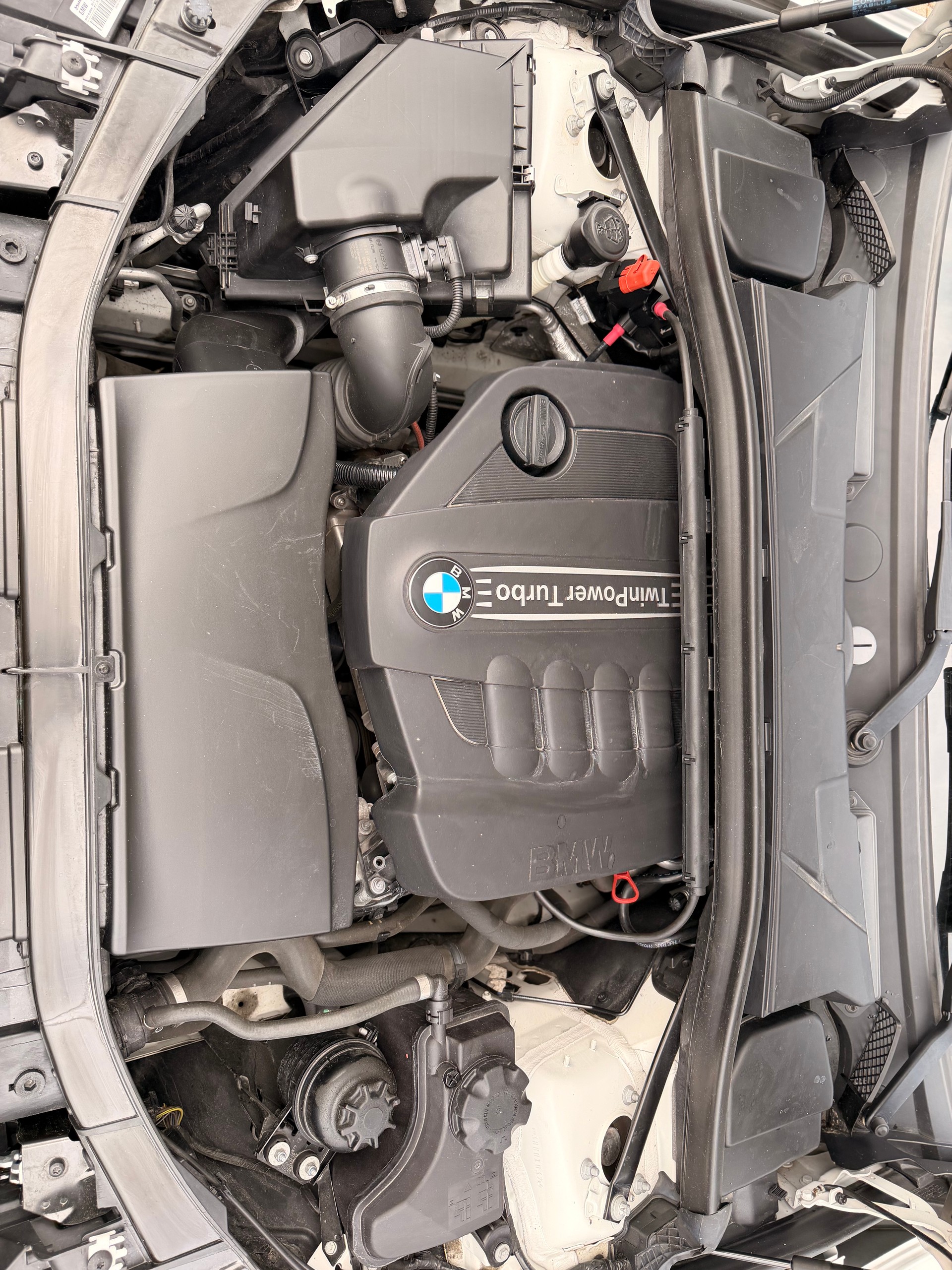BMW X1 xDrive 18d Steptronic-image-31