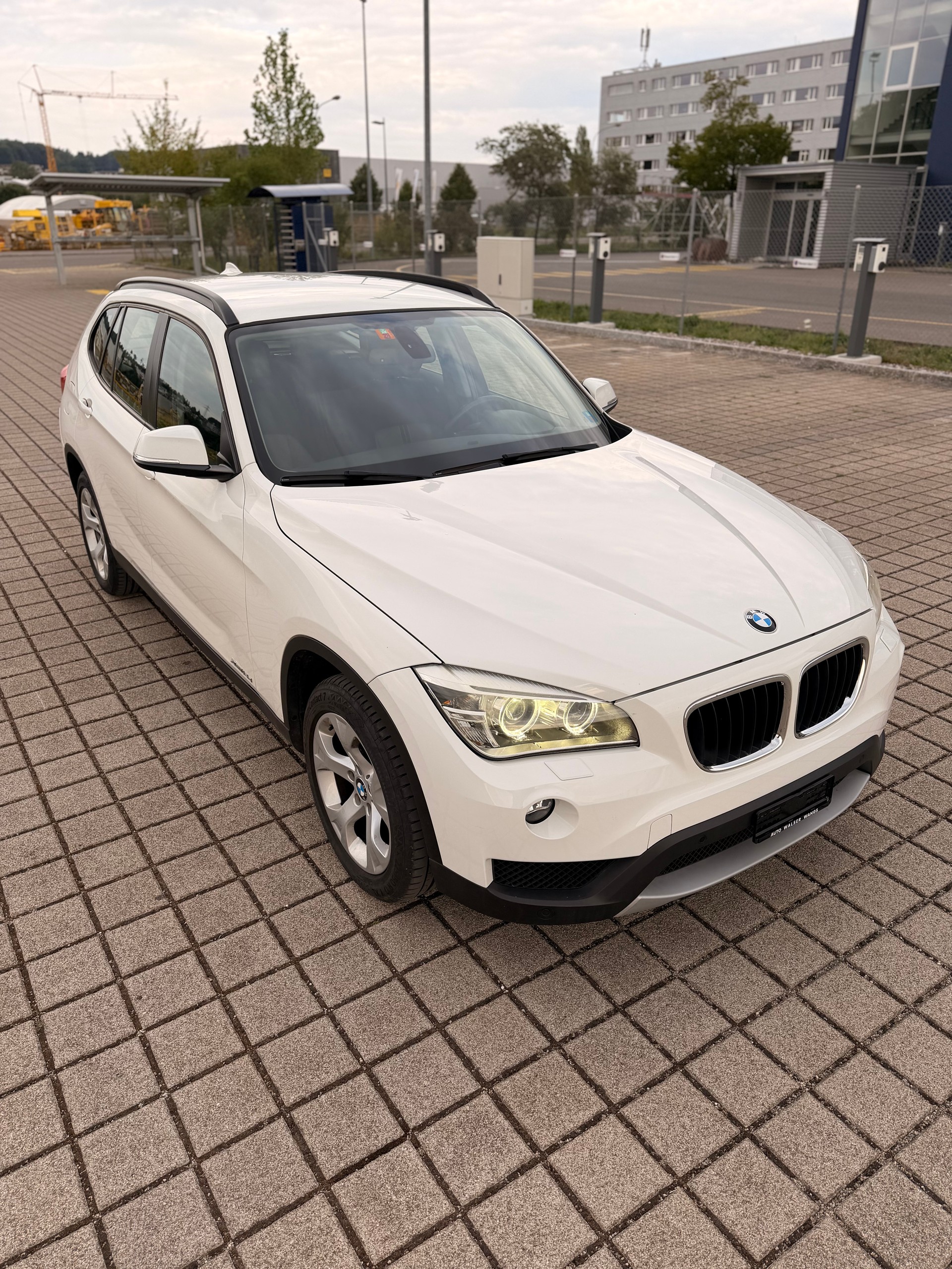 BMW X1 xDrive 18d Steptronic-image-5