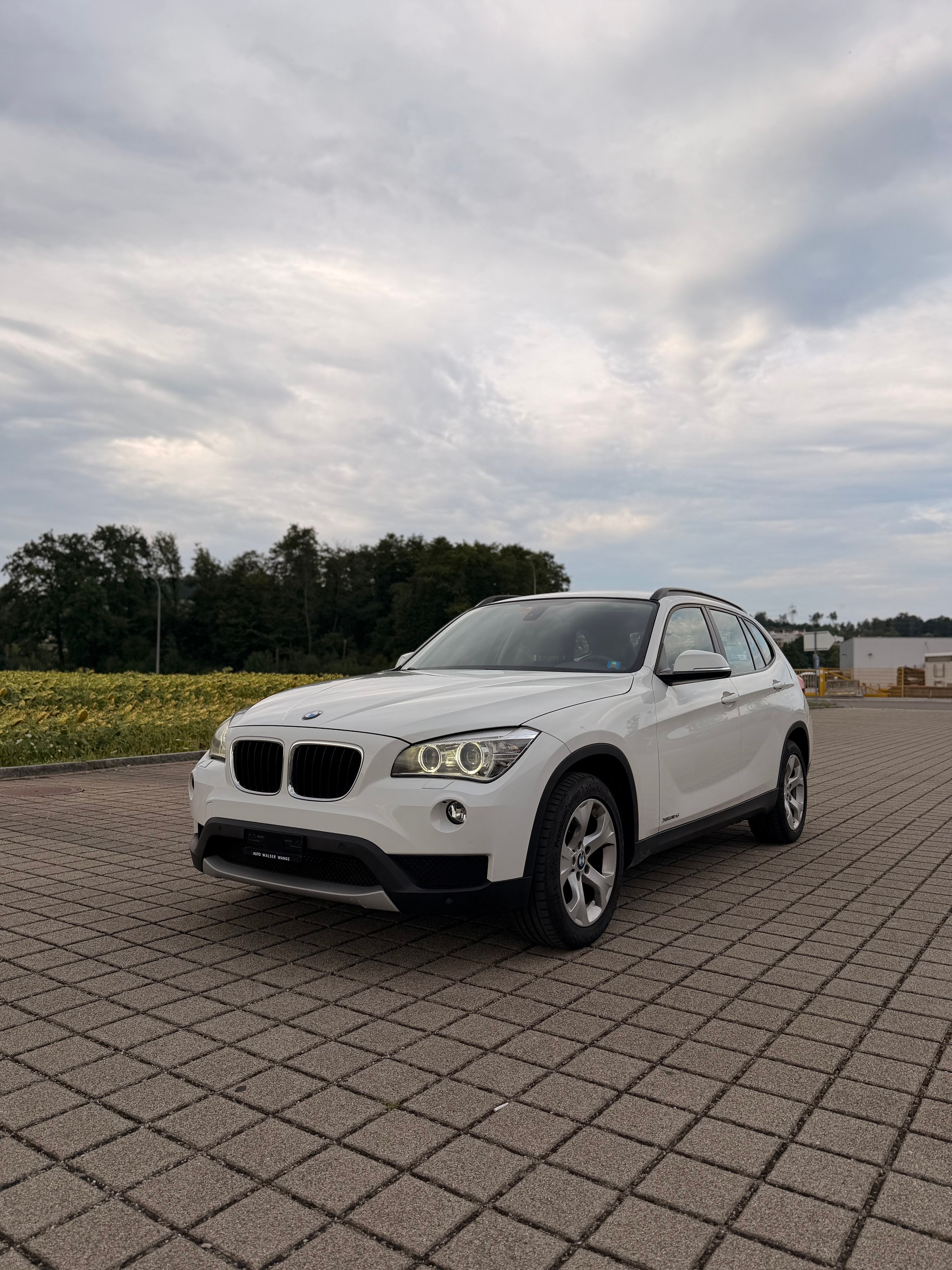 BMW X1 xDrive 18d Steptronic-image-0
