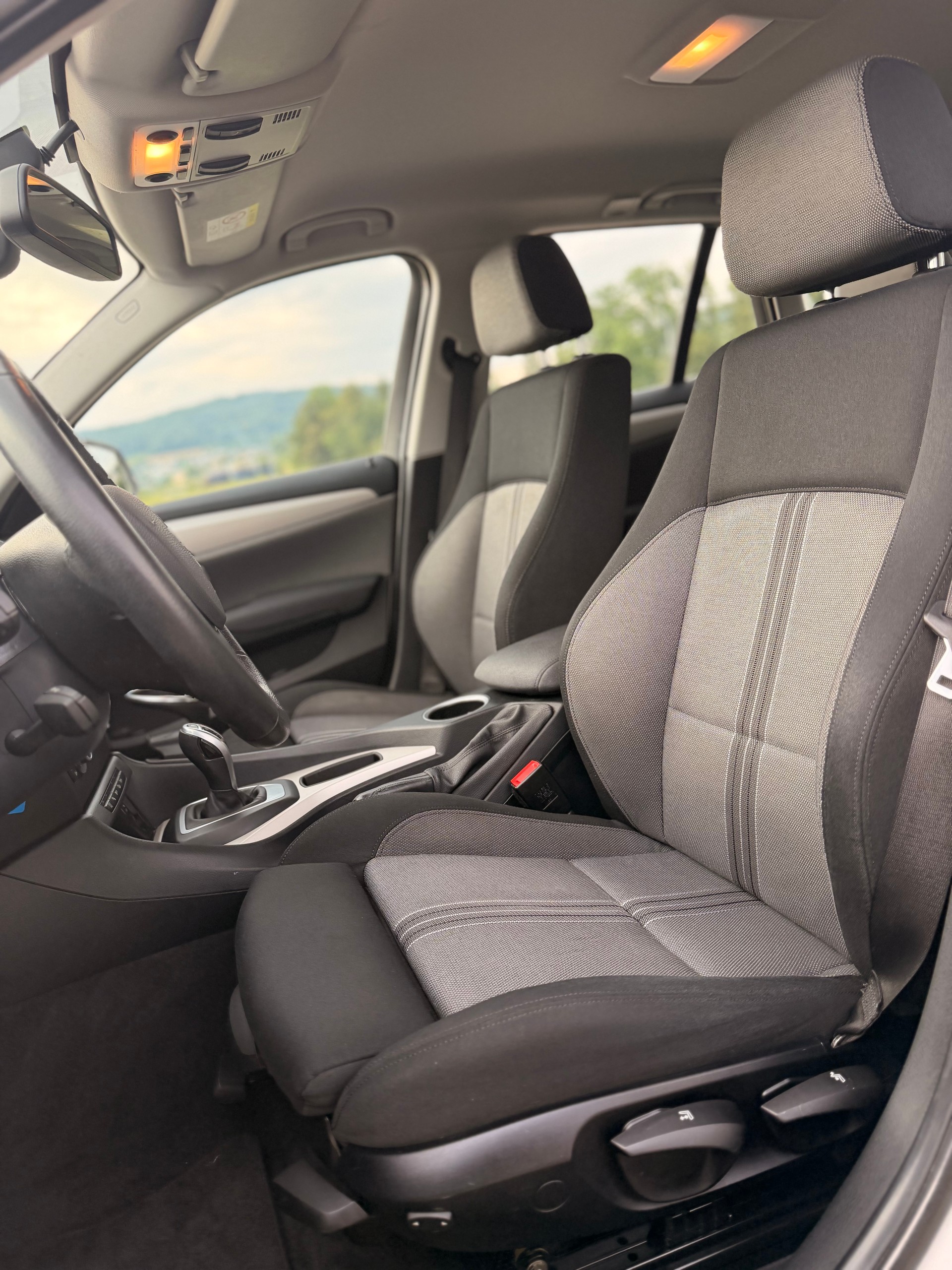 BMW X1 xDrive 18d Steptronic-image-21