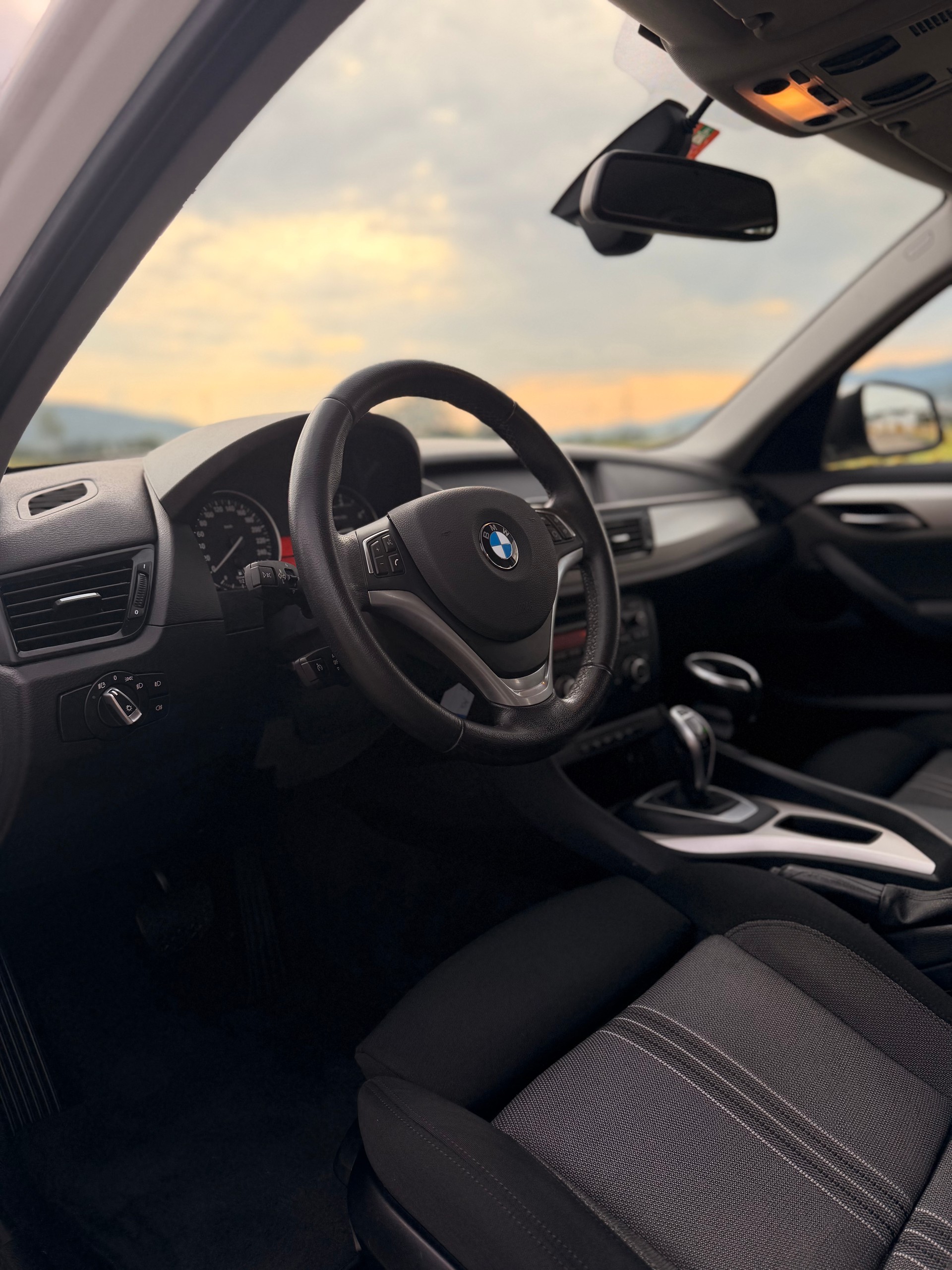 BMW X1 xDrive 18d Steptronic-image-18