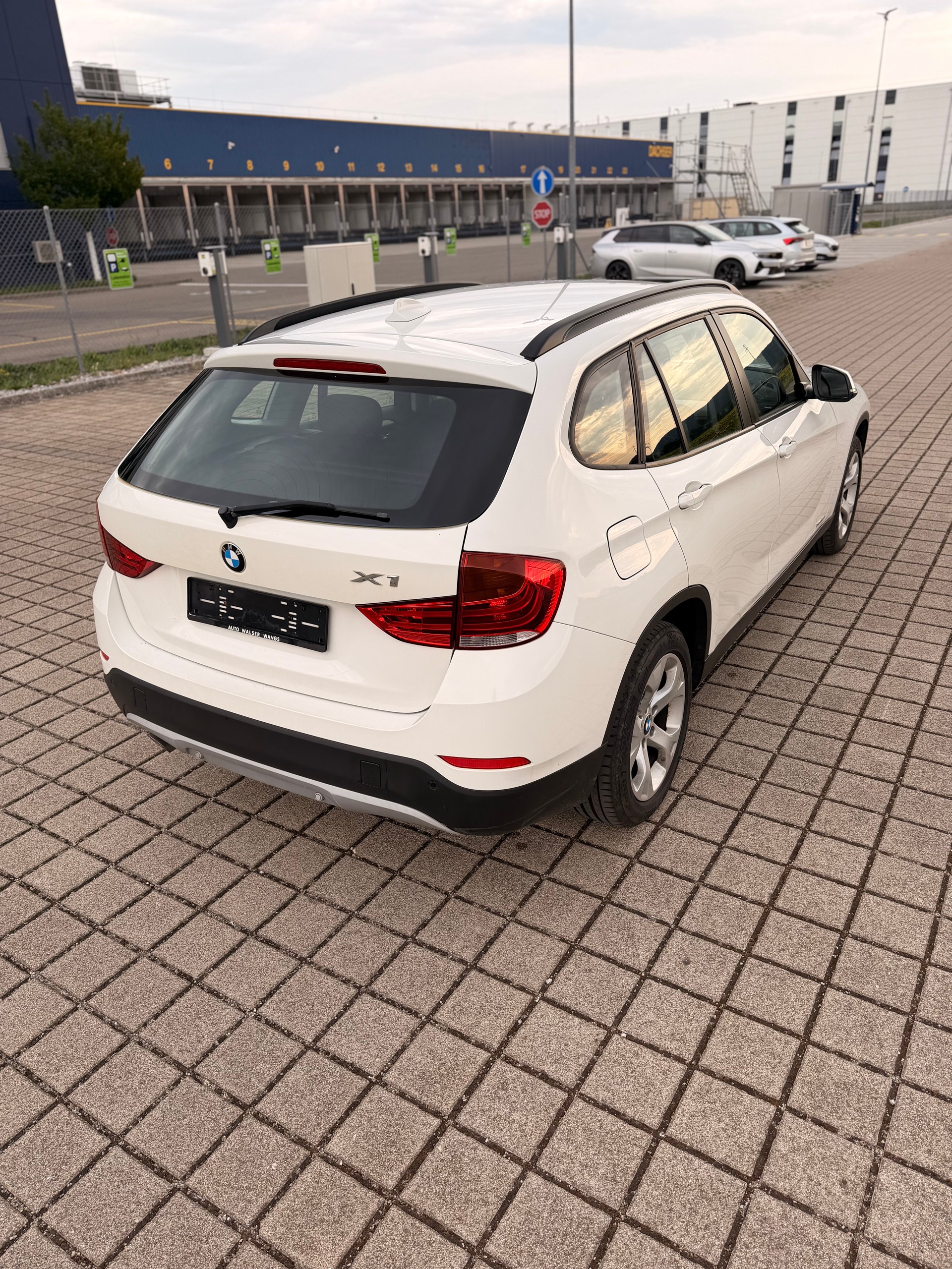 BMW X1 xDrive 18d Steptronic-image-8