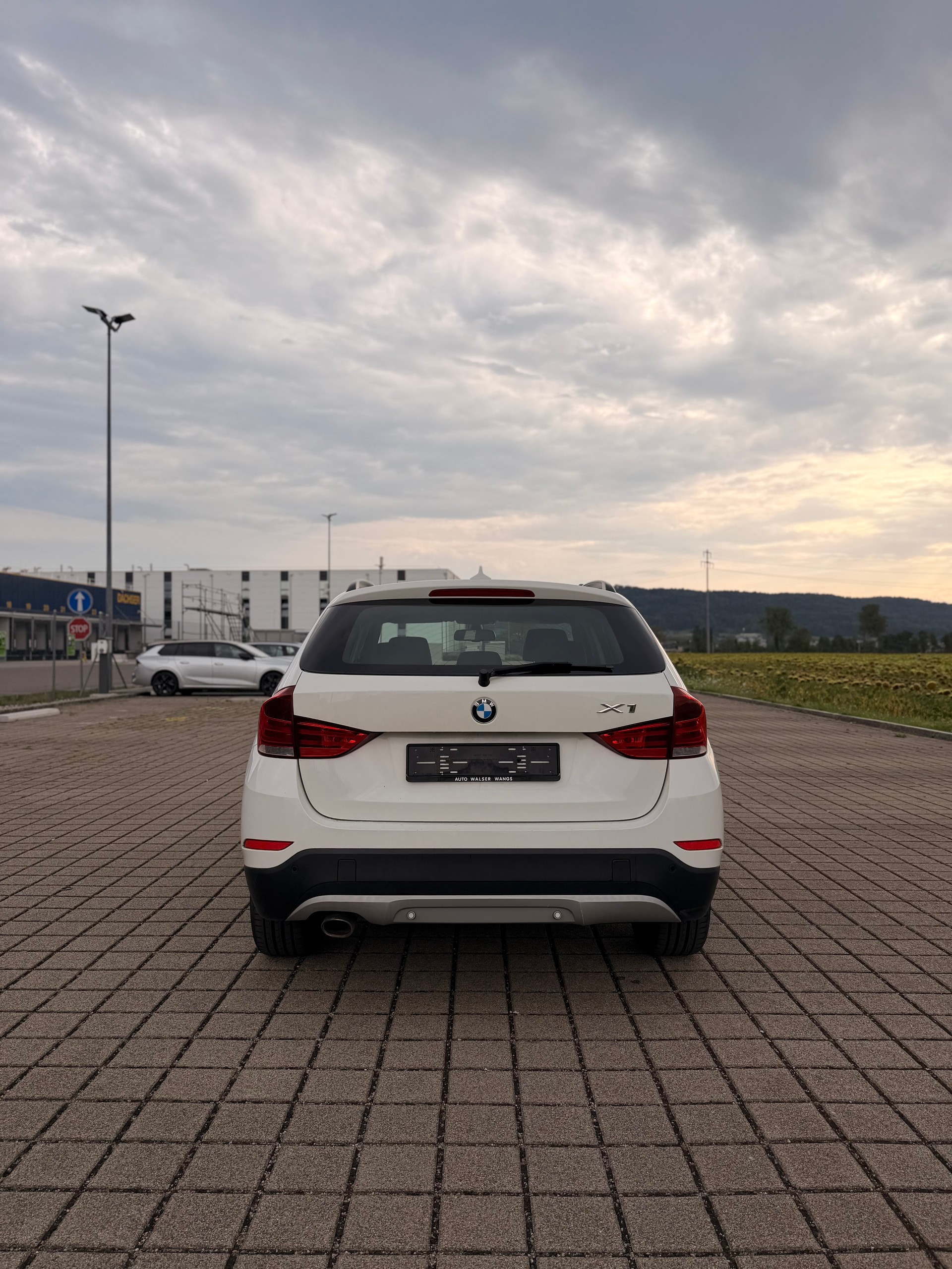 BMW X1 xDrive 18d Steptronic-image-9