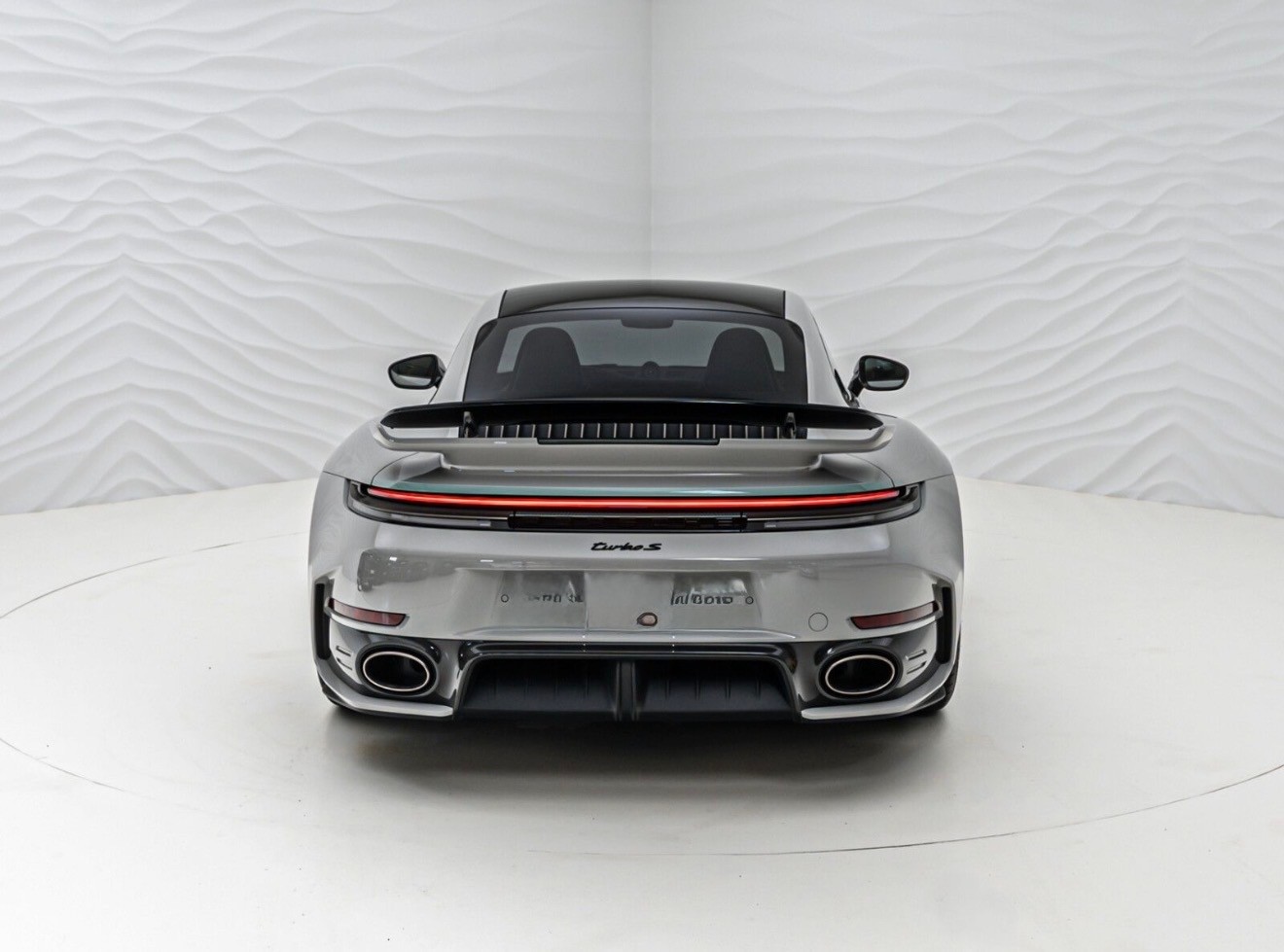 PORSCHE 911 Turbo S**CARBON Paket**Sportpaket**kreideweiss-image-4