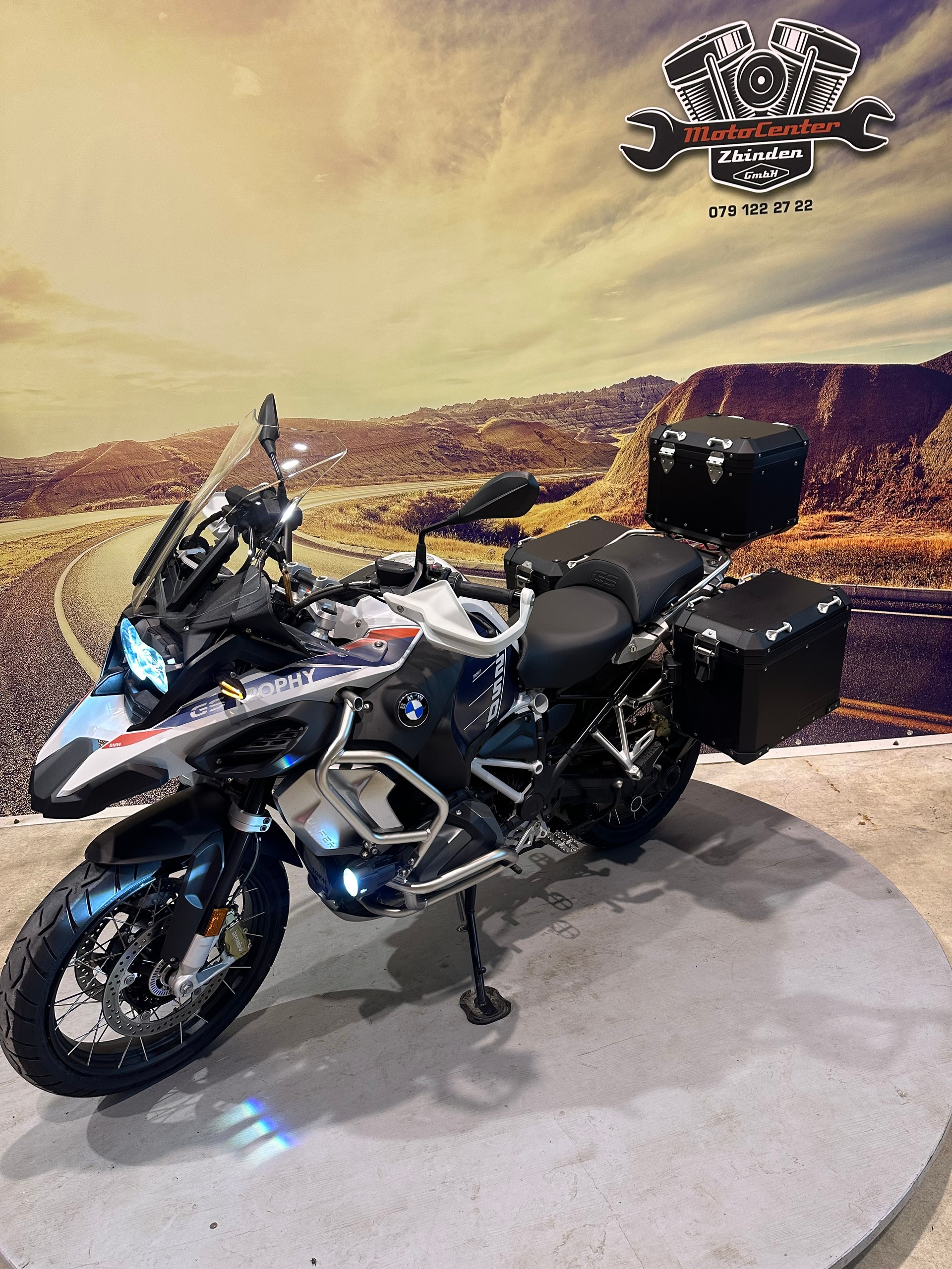 BMW R 1250 GS Adventure Werkstiefergelegt-showroom-element-3