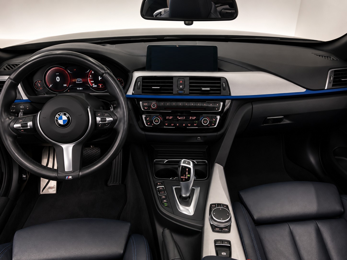 BMW 440i Cabriolet xDrive Steptronic M Sport-image-2